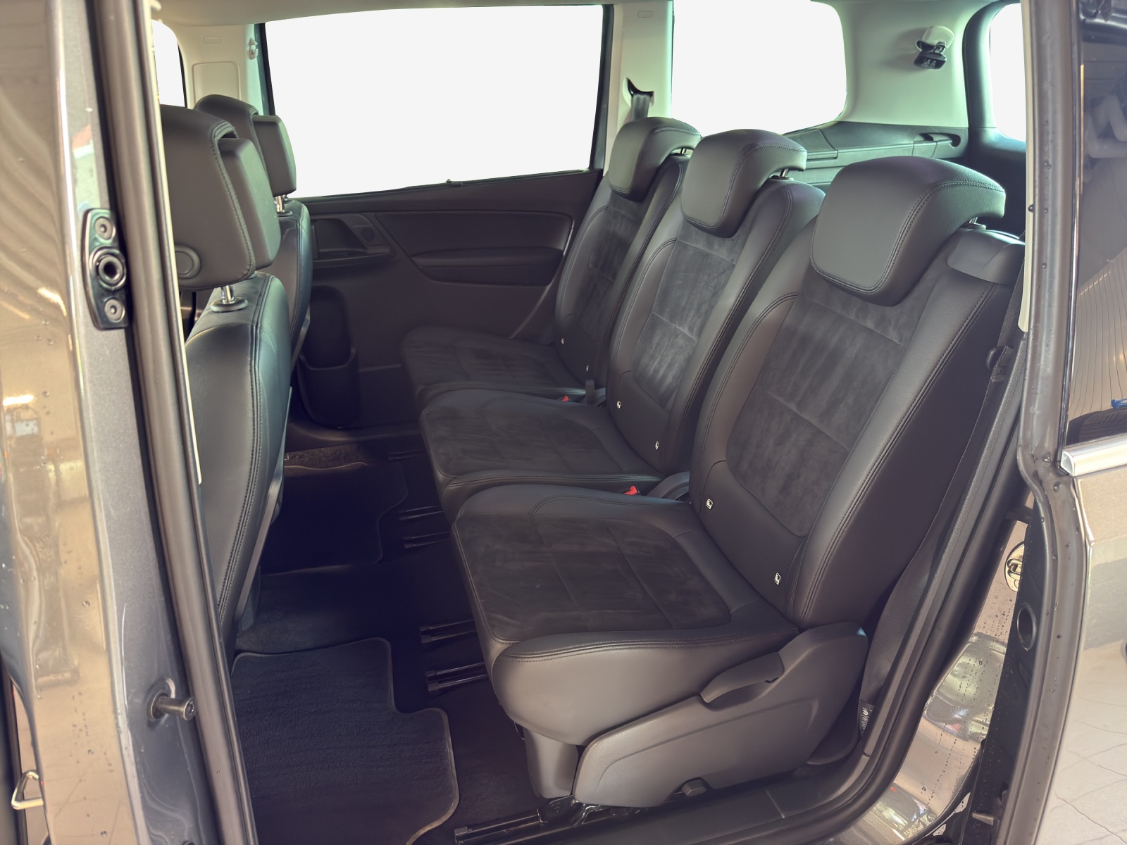 VW Sharan 1.4 TSI BlMT Highline DSG-image-11
