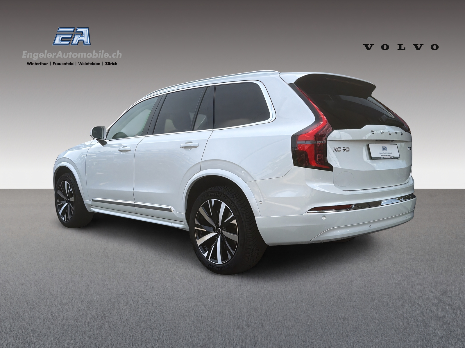 VOLVO XC90 2.0 B5 MH Plus Bright AWD-image-3