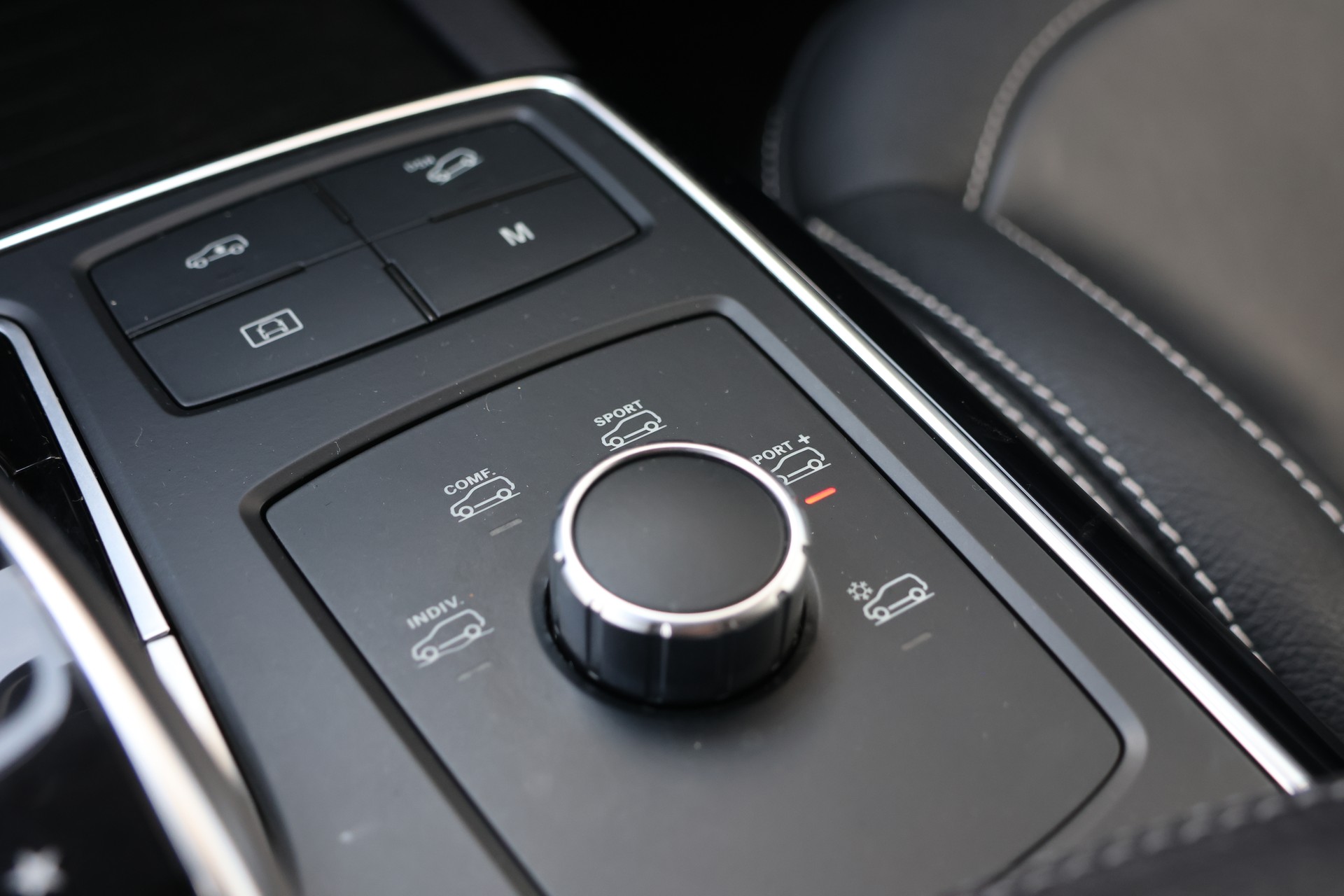 MERCEDES-BENZ GLE 43 AMG Executive 4Matic 9G-Tronic (CH) 3.5T AHK-image-31