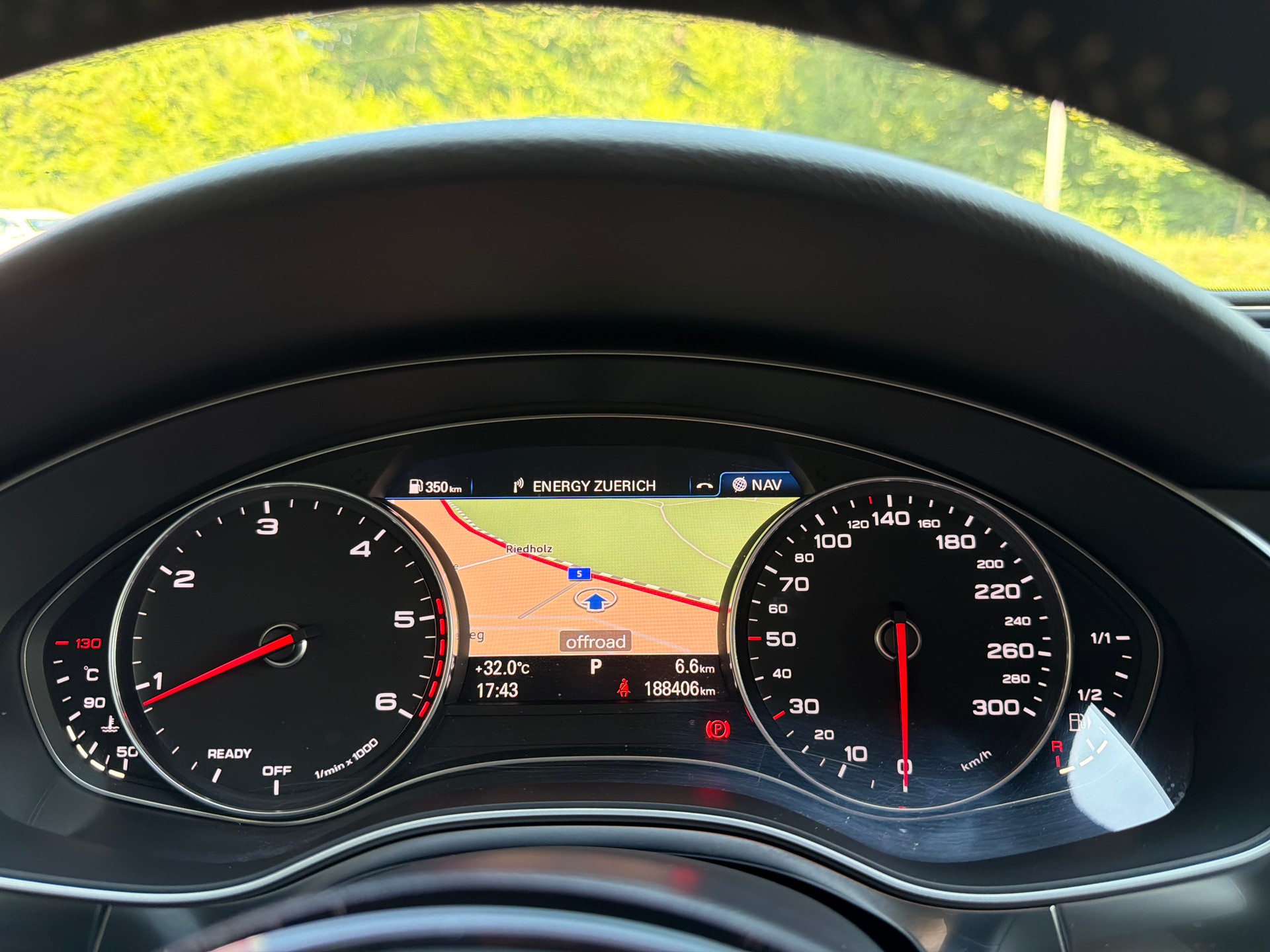 AUDI A6 Avant 3.0 TDI V6 quattro S-tronic-image-17