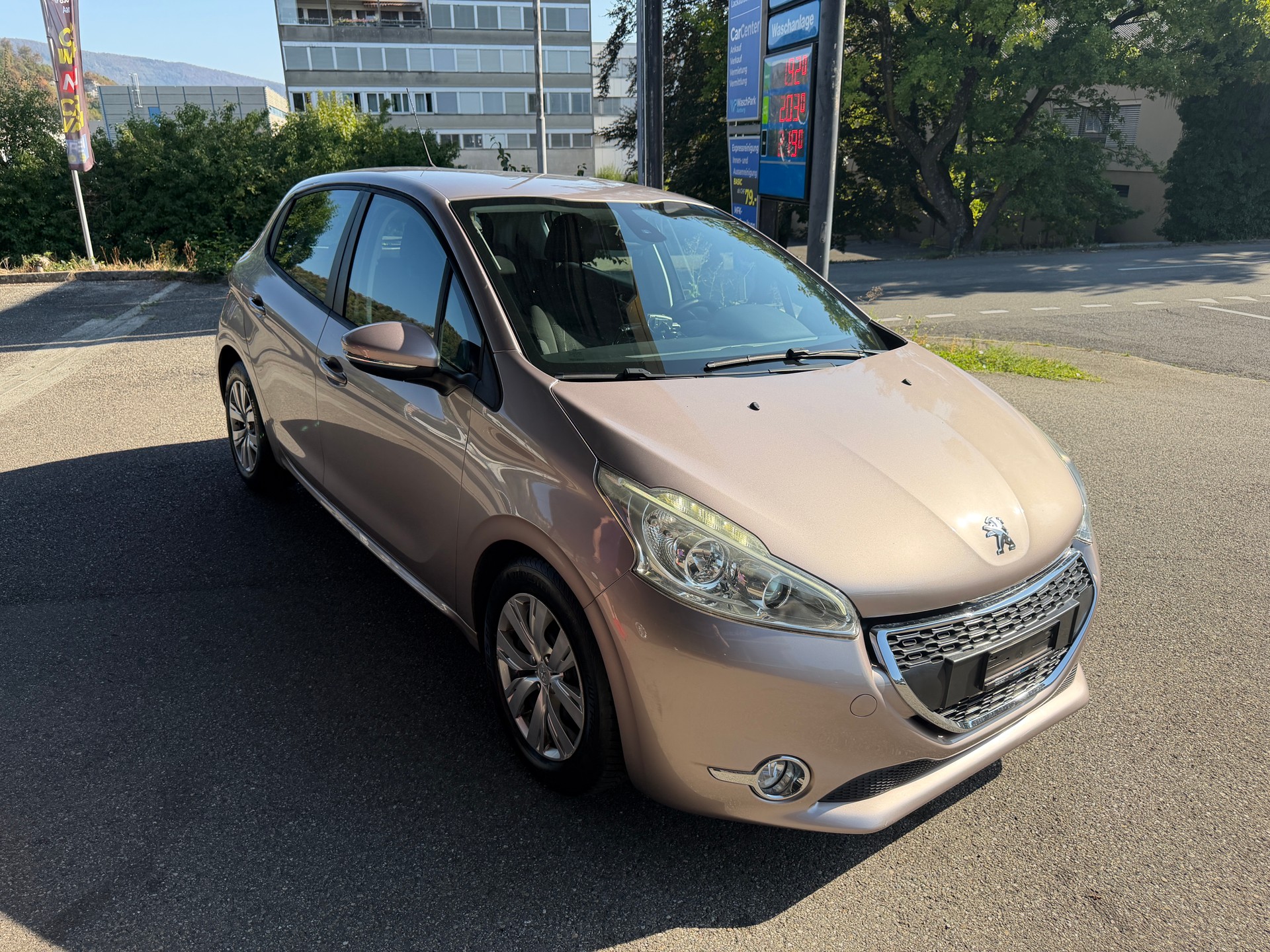 PEUGEOT 208 1.4 VTI Active "mit Garantieoptionen"-image-0