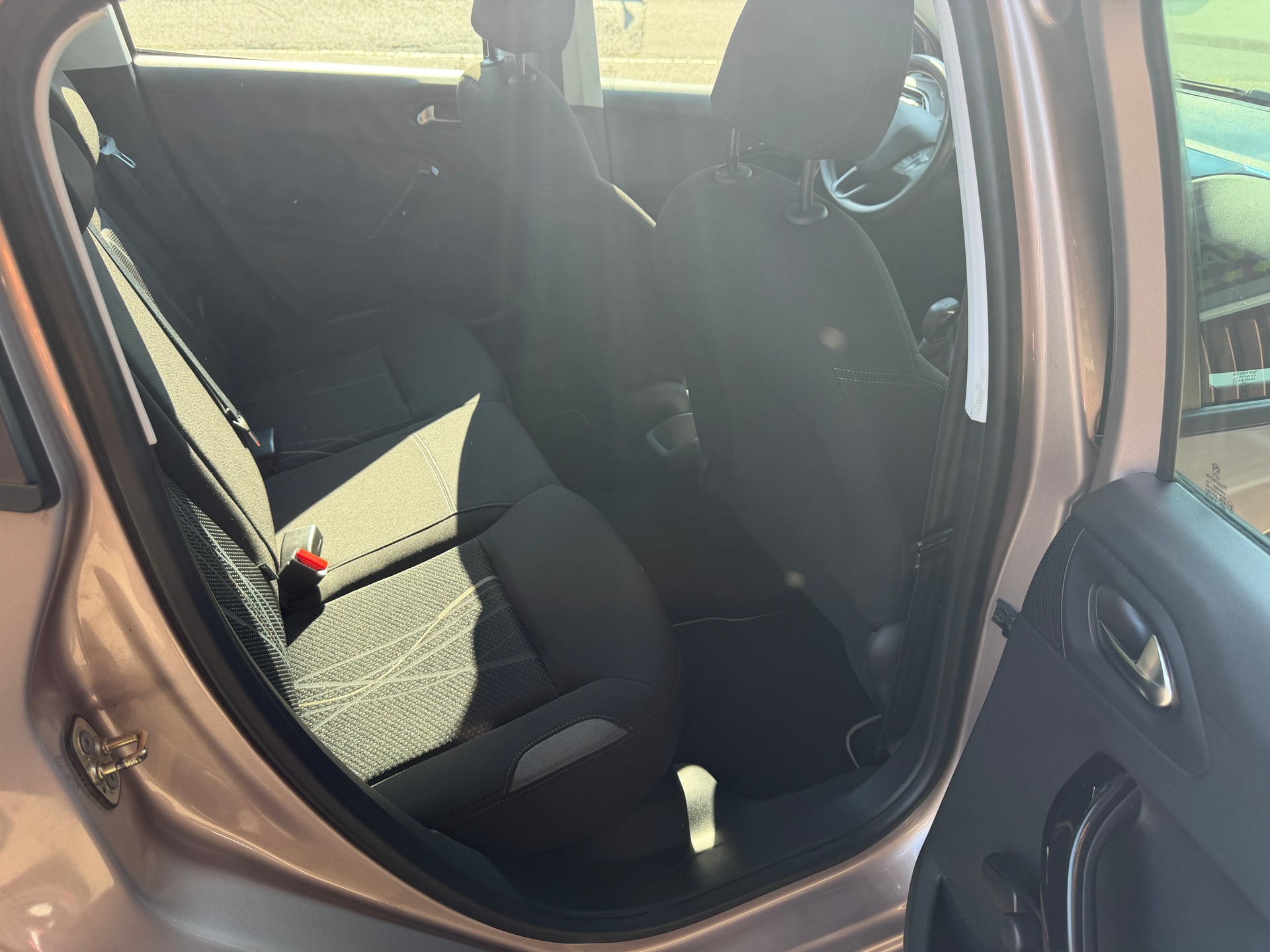 PEUGEOT 208 1.4 VTI Active "mit Garantieoptionen"-image-7