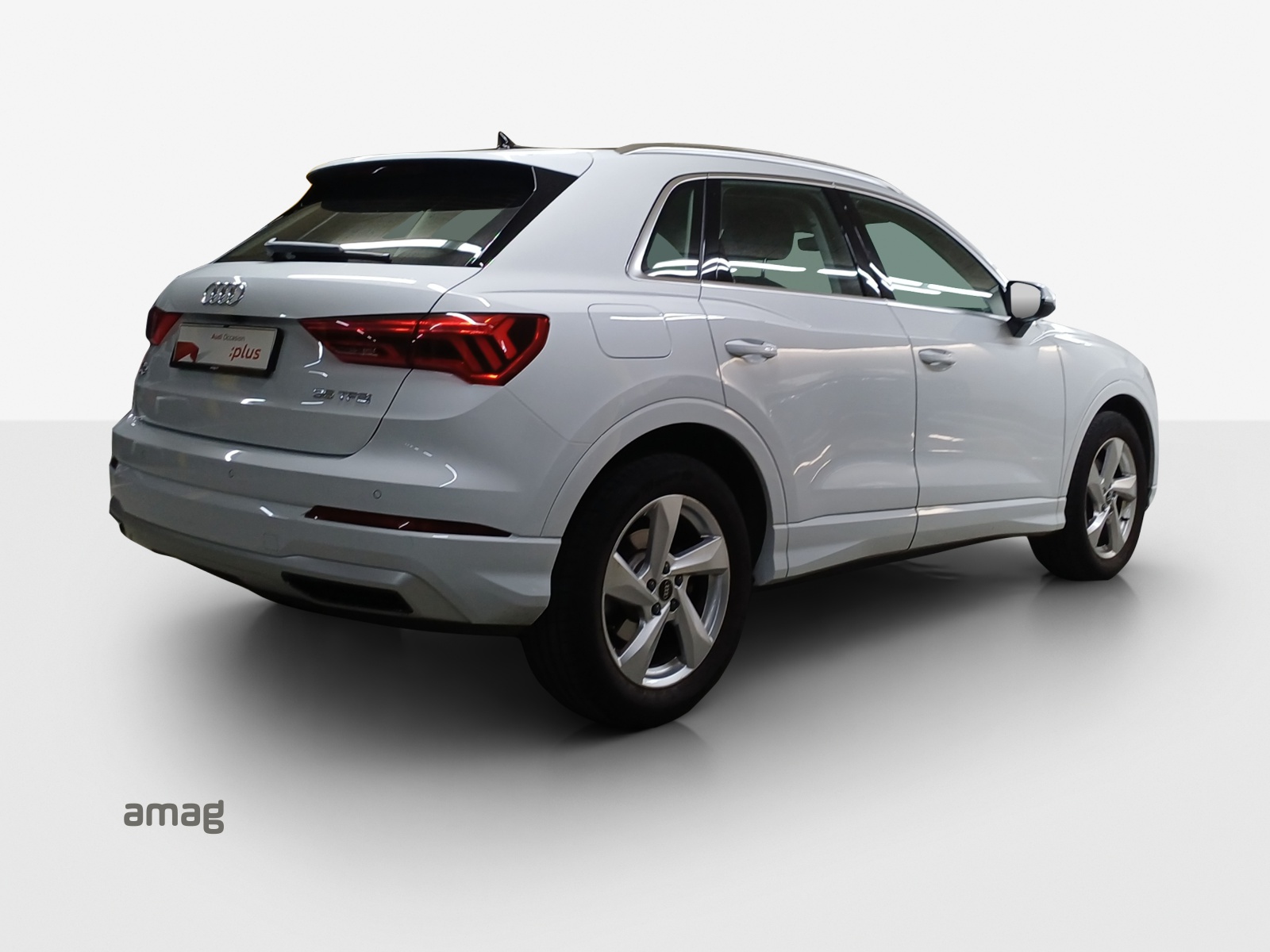 AUDI Q3 35 TFSI advanced S-tronic-image-4