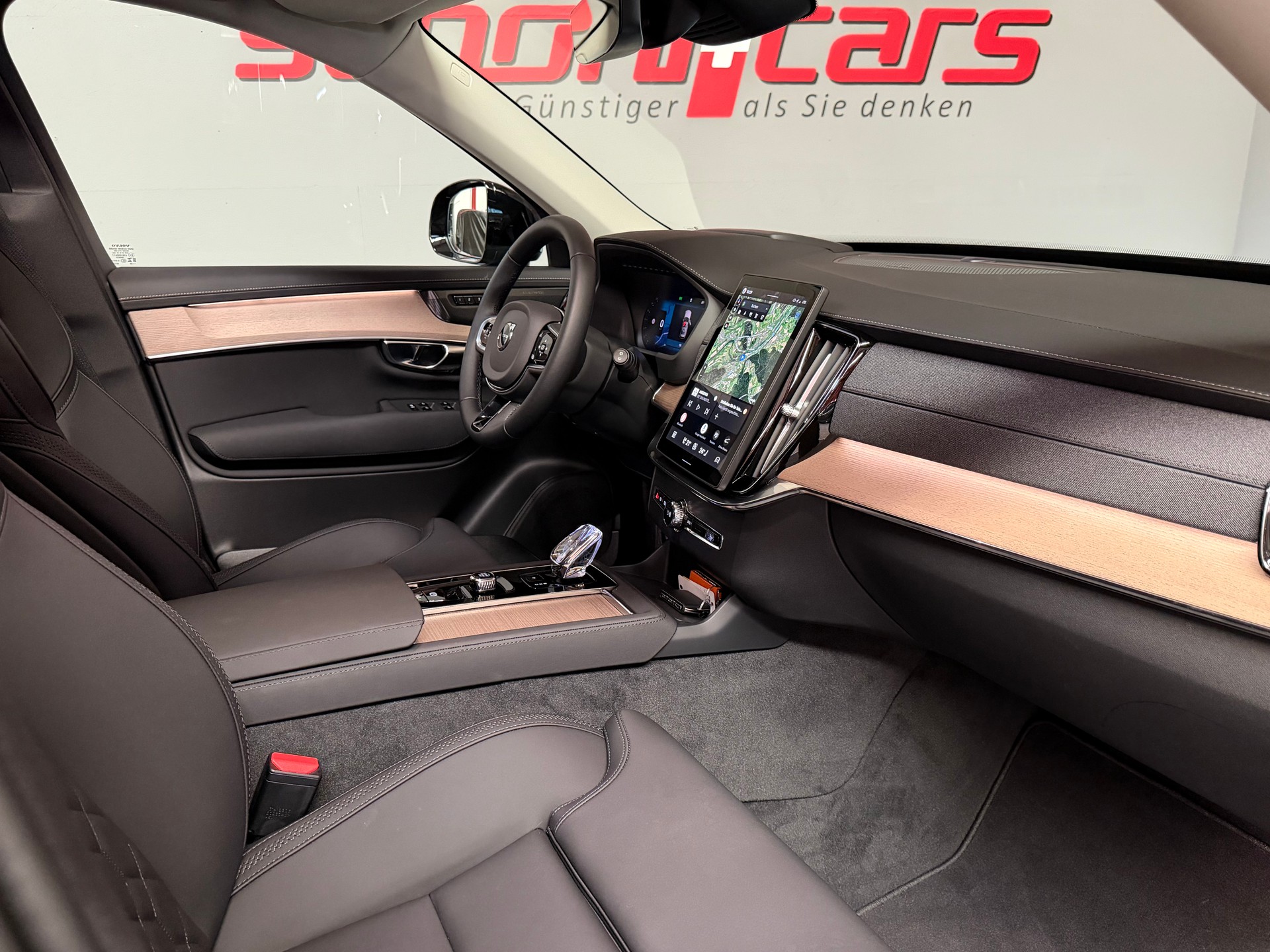 VOLVO XC90 T8 eAWD PluginHybrid Plus Dark Geartronic-image-21