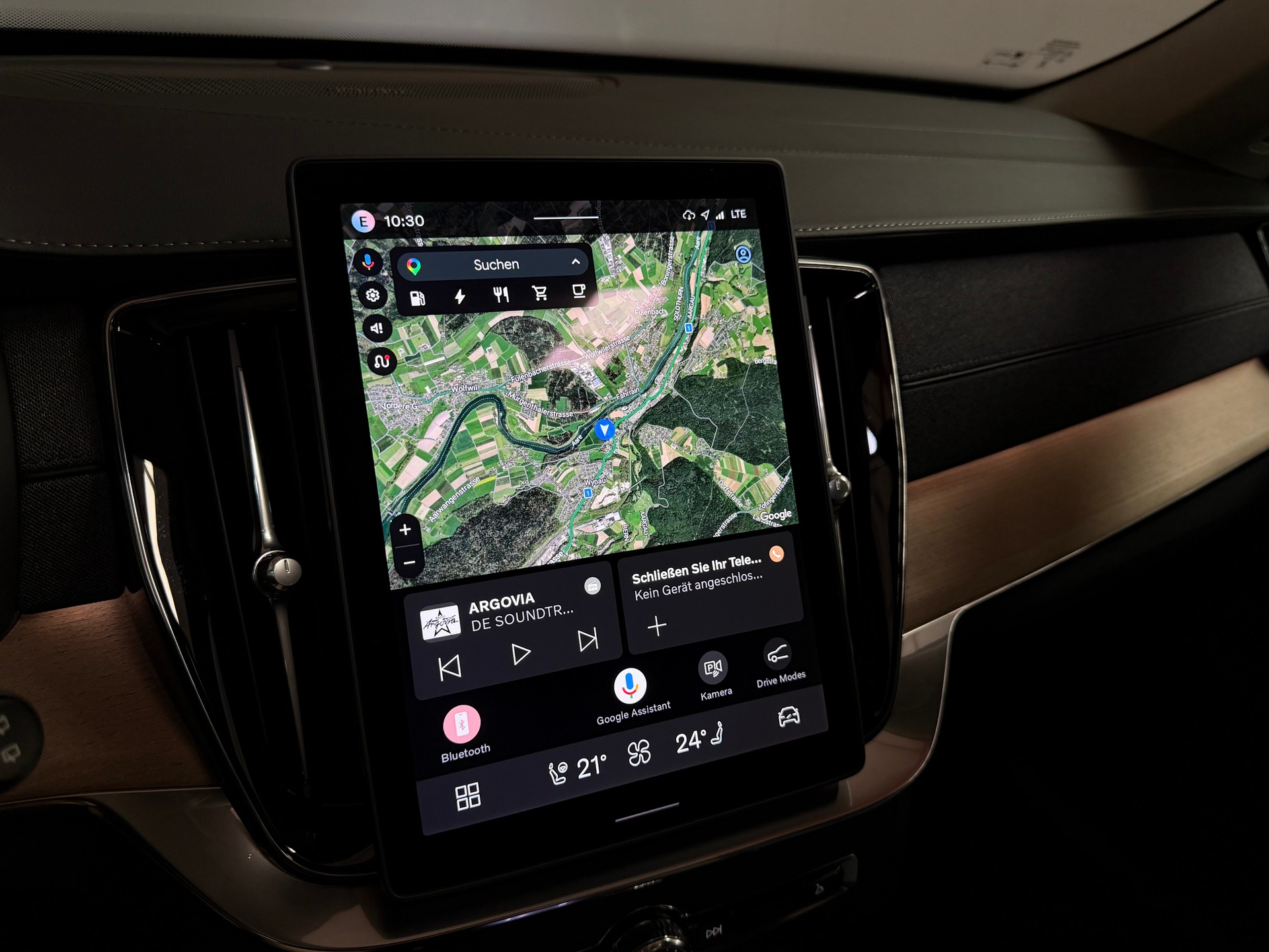 VOLVO XC90 T8 eAWD PluginHybrid Plus Dark Geartronic-image-23