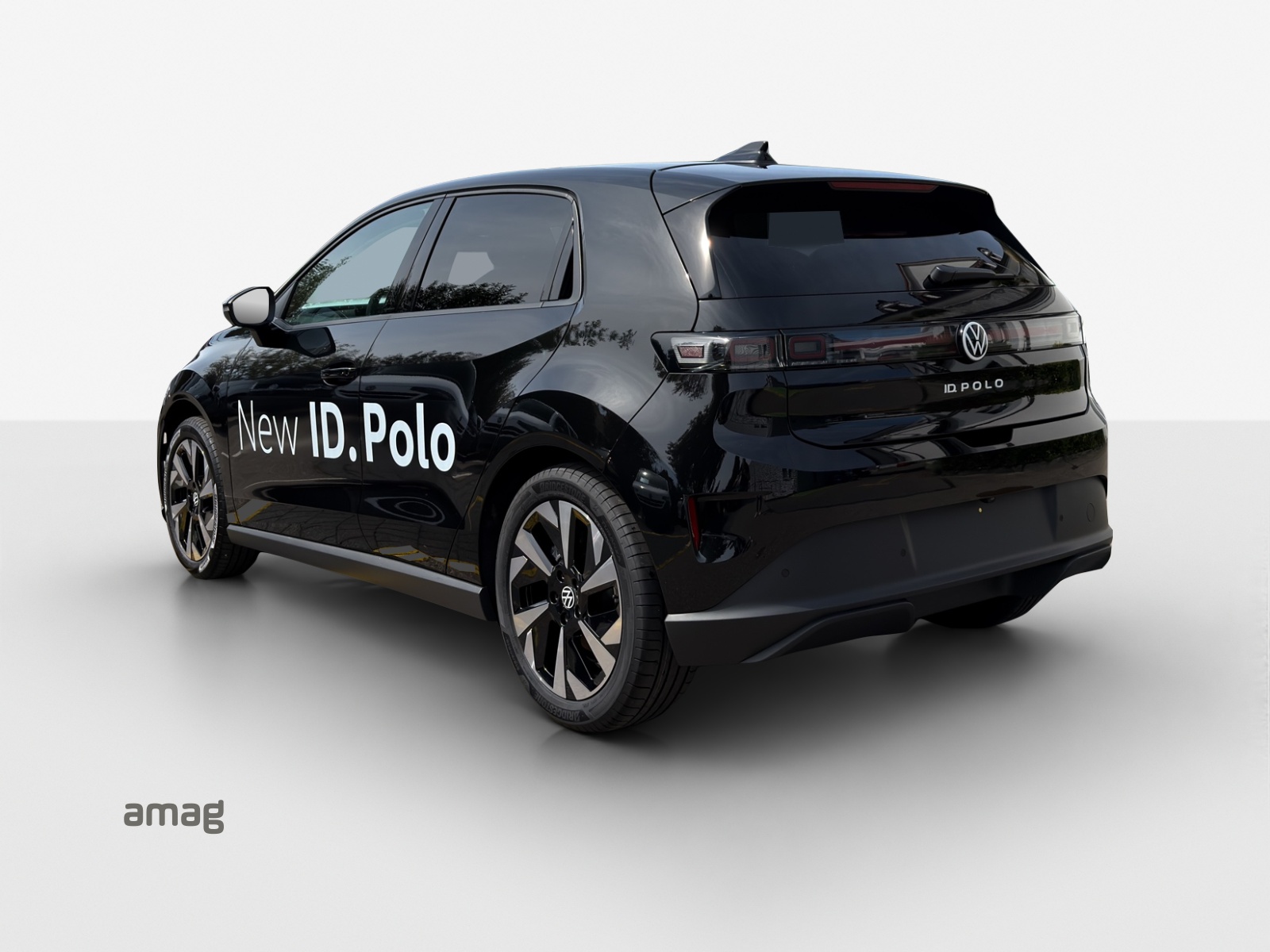 VW ID.Polo 52 kWh Life Edition One-image-2