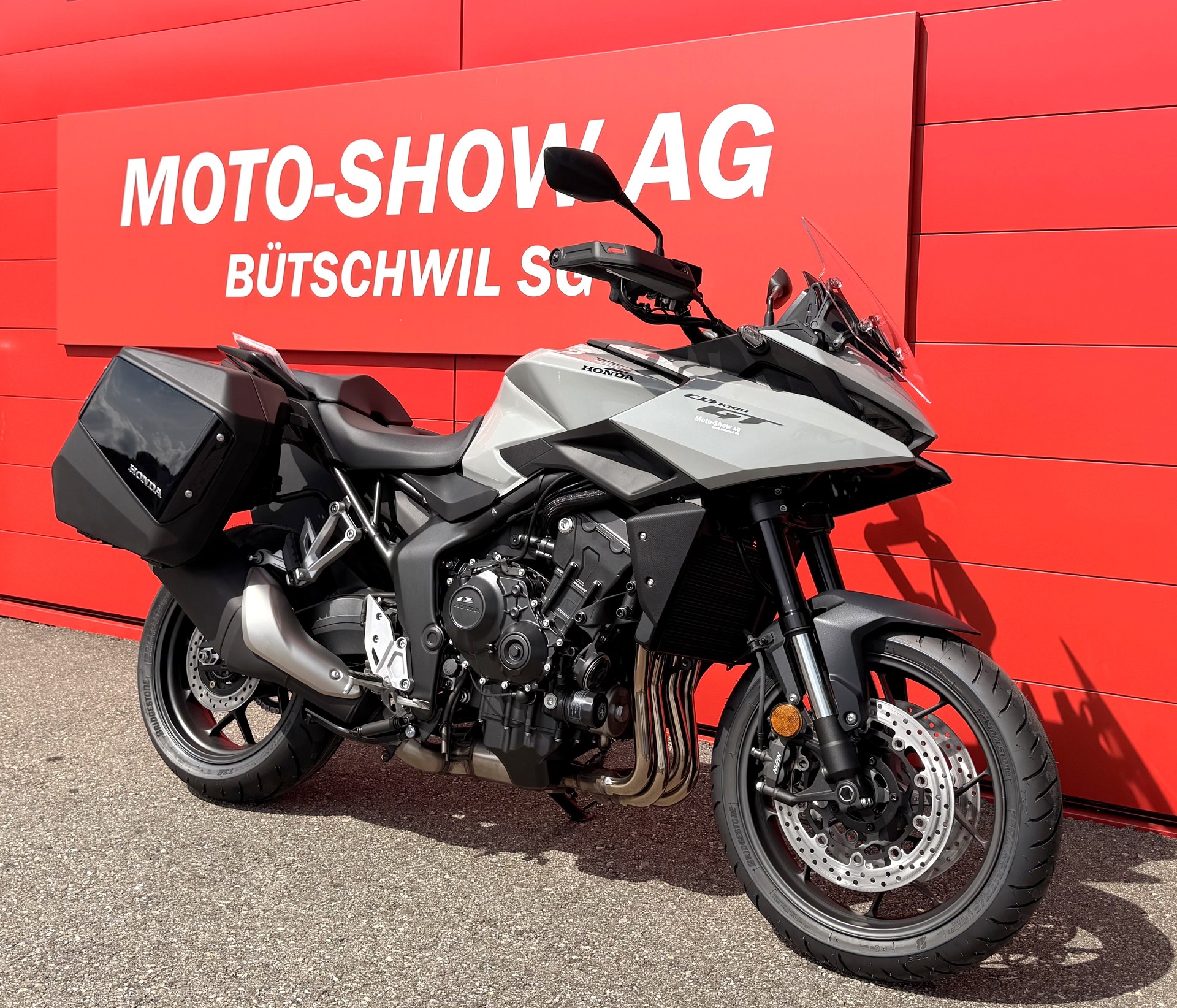 HONDA CB 1000 GT-showroom-element-1