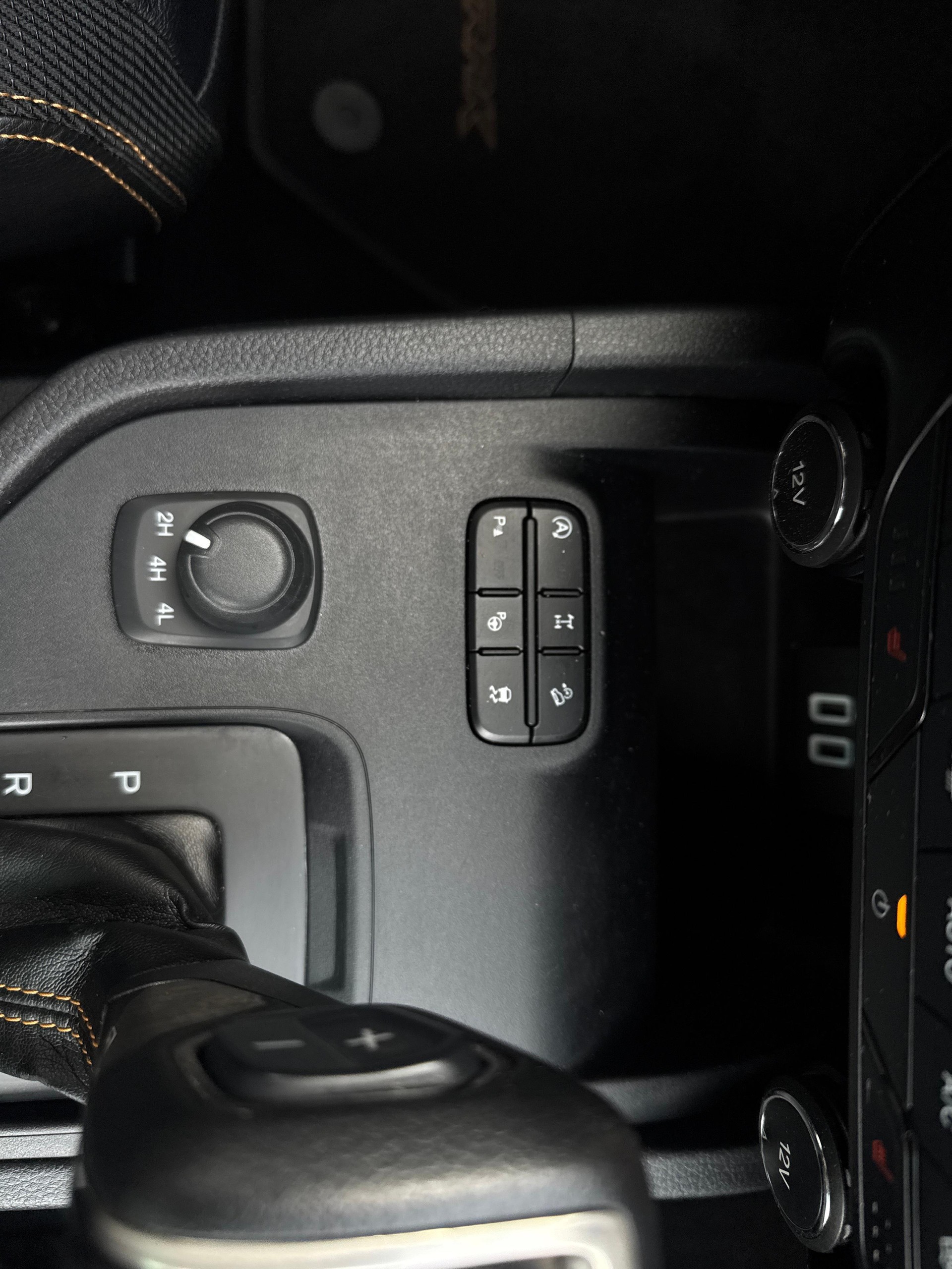 FORD Ranger DKab.Pick-up 2.0 EcoBlue 4x4 Wildtrak-image-18