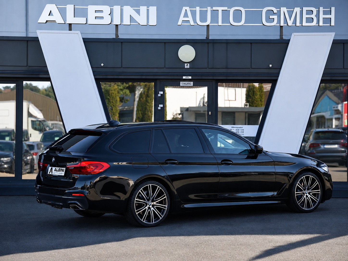 BMW 540d xDrive M-Sport Touring-image-2