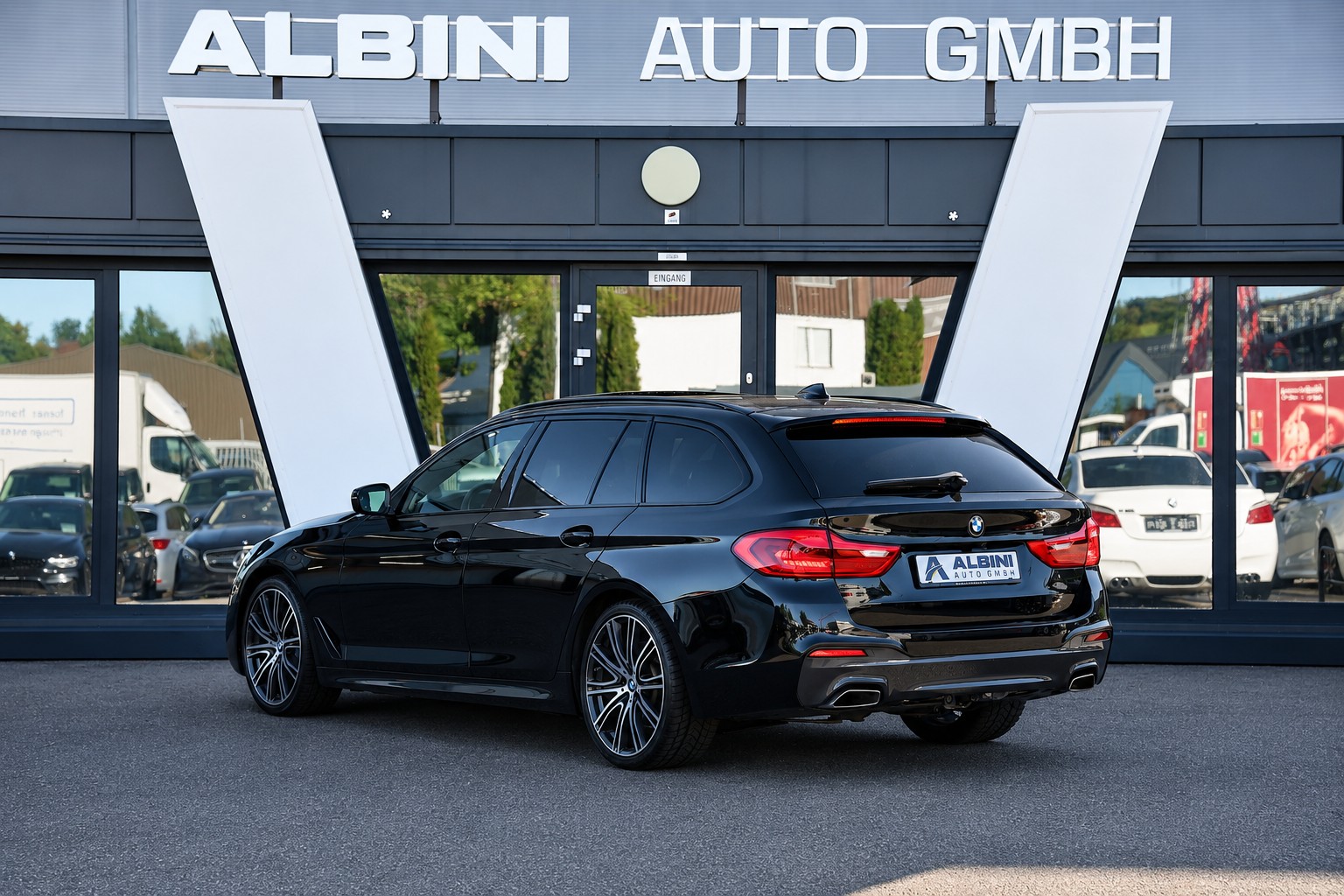 BMW 540d xDrive M-Sport Touring-image-3