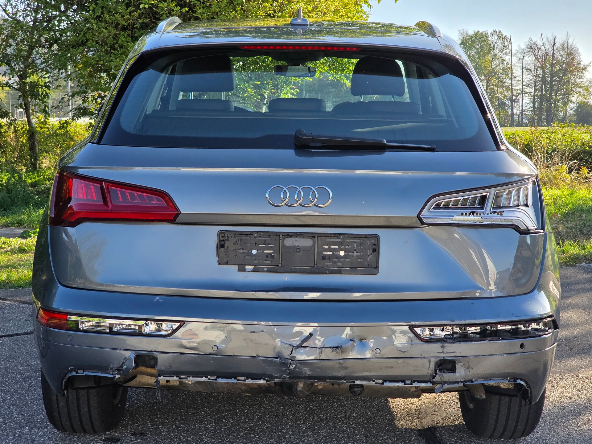 AUDI Q5 2.0 TFSI quattro S-tronic-image-4