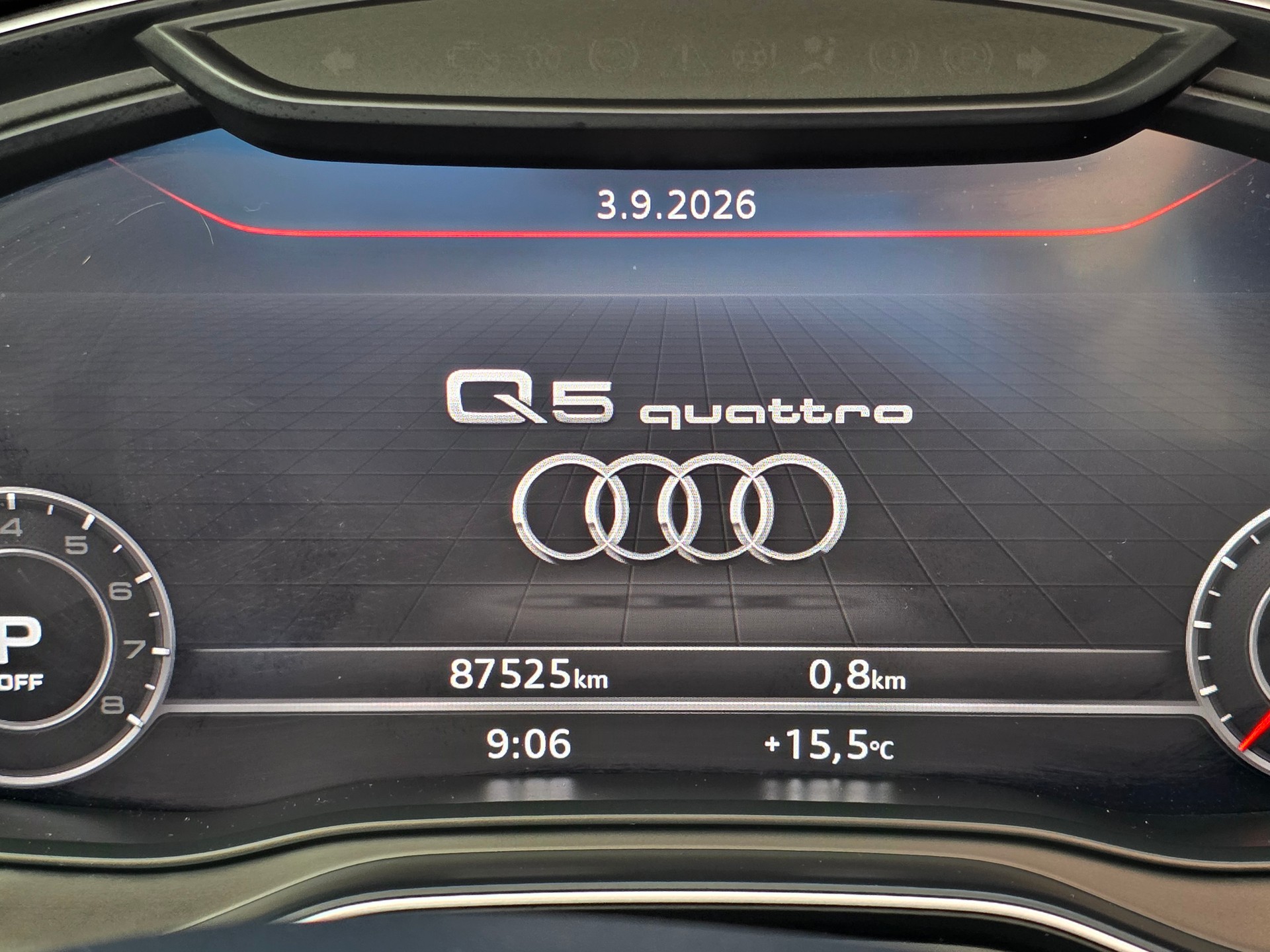 AUDI Q5 2.0 TFSI quattro S-tronic-image-13