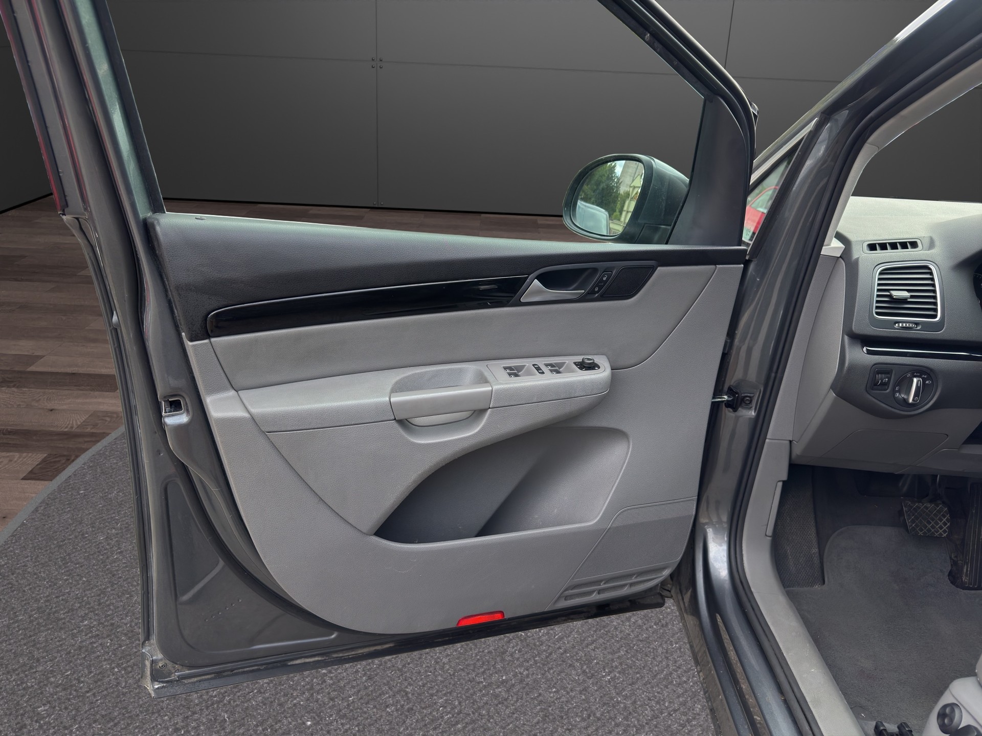 VW Sharan 1.4 TSI BlMT Highline DSG-image-18