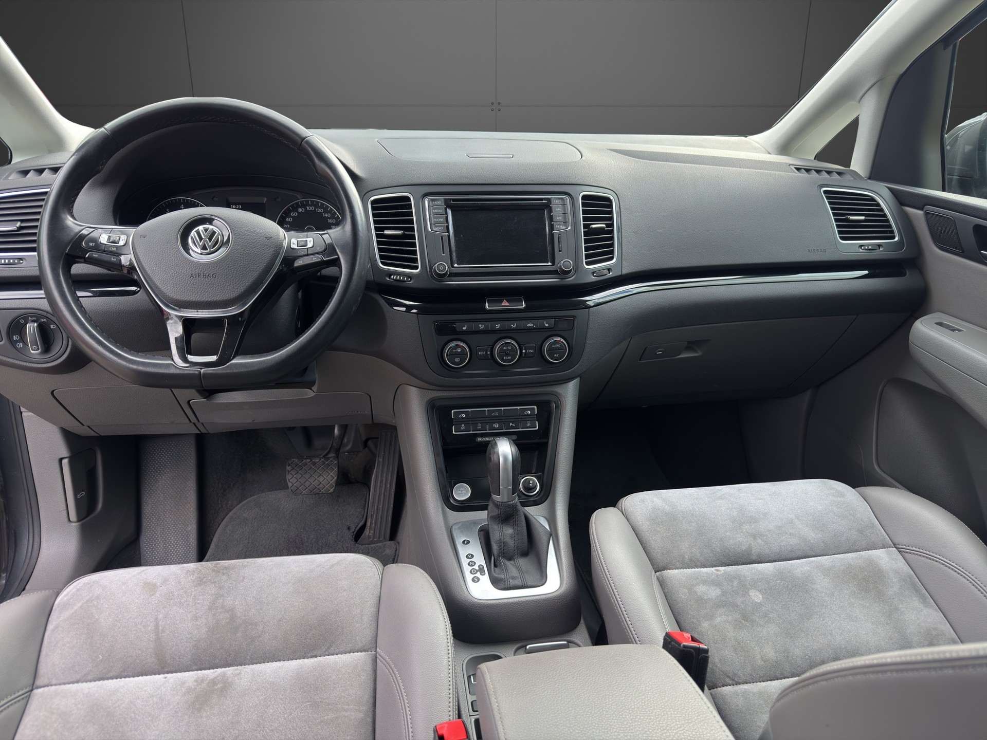 VW Sharan 1.4 TSI BlMT Highline DSG-image-23
