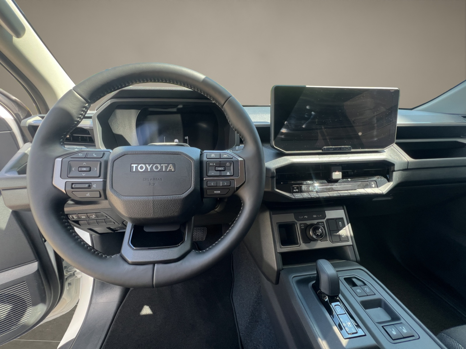 TOYOTA Hilux Double Cab.-Pick-up 59KWh Comfort-image-10