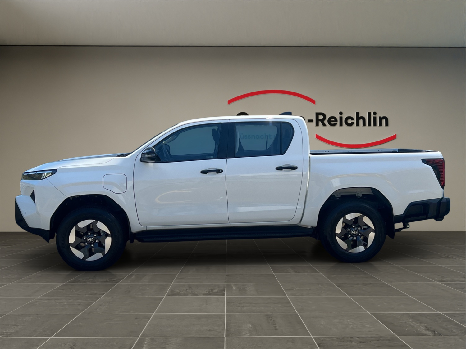 TOYOTA Hilux Double Cab.-Pick-up 59KWh Comfort-image-1