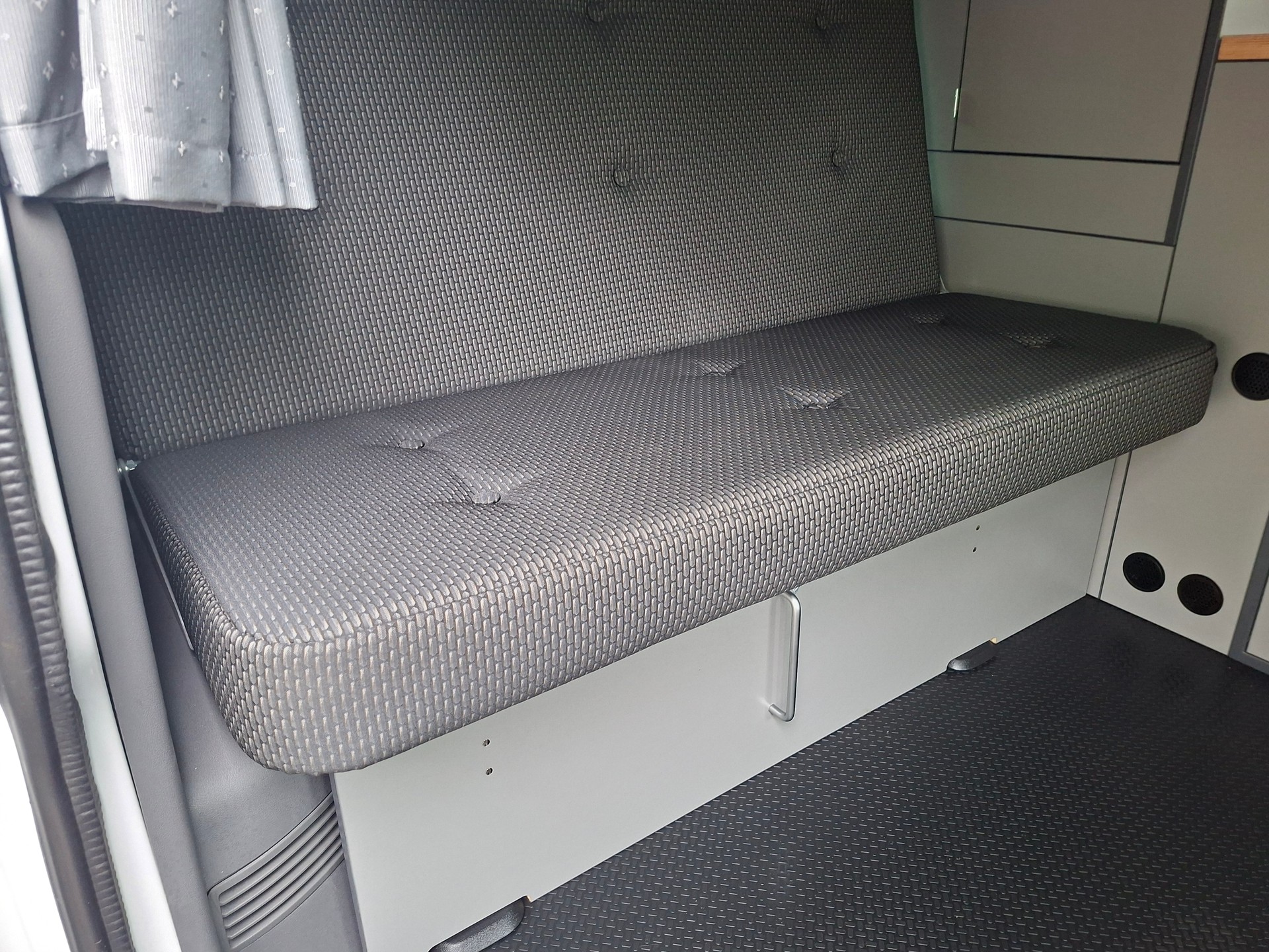 VW T6.1 2.0 TDI MareMonti COMFORT Camper 5Sitze-image-9