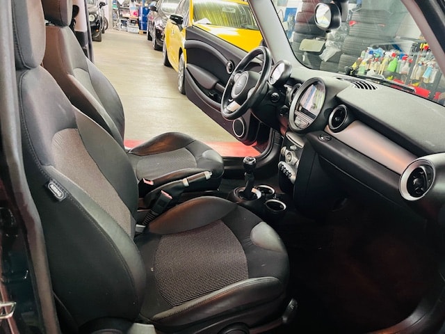 MINI Cooper-image-13