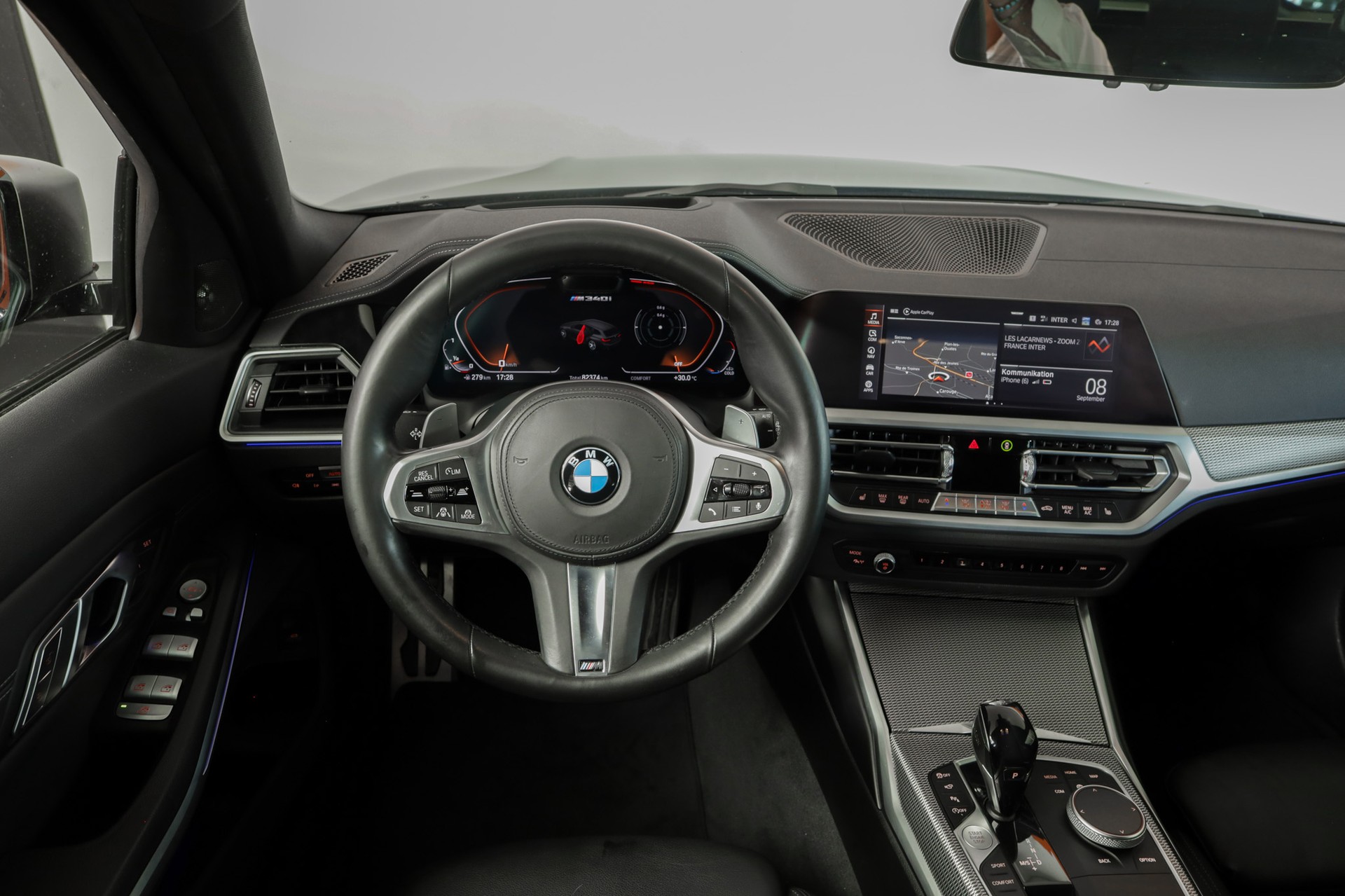 BMW M340i xDriveTouring Steptronic M Sport-image-11