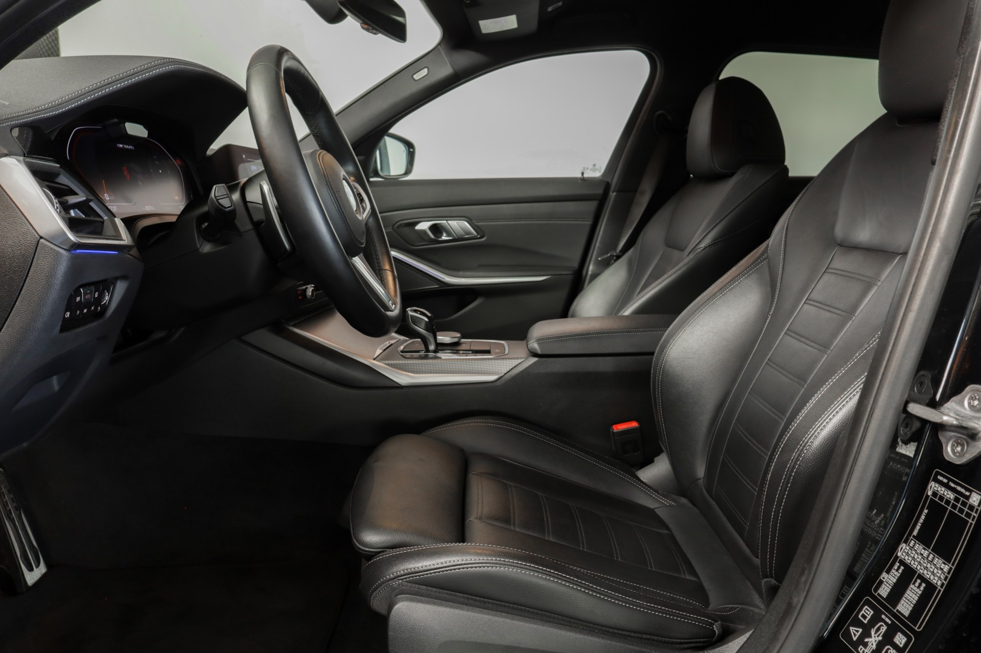 BMW M340i xDriveTouring Steptronic M Sport-image-10