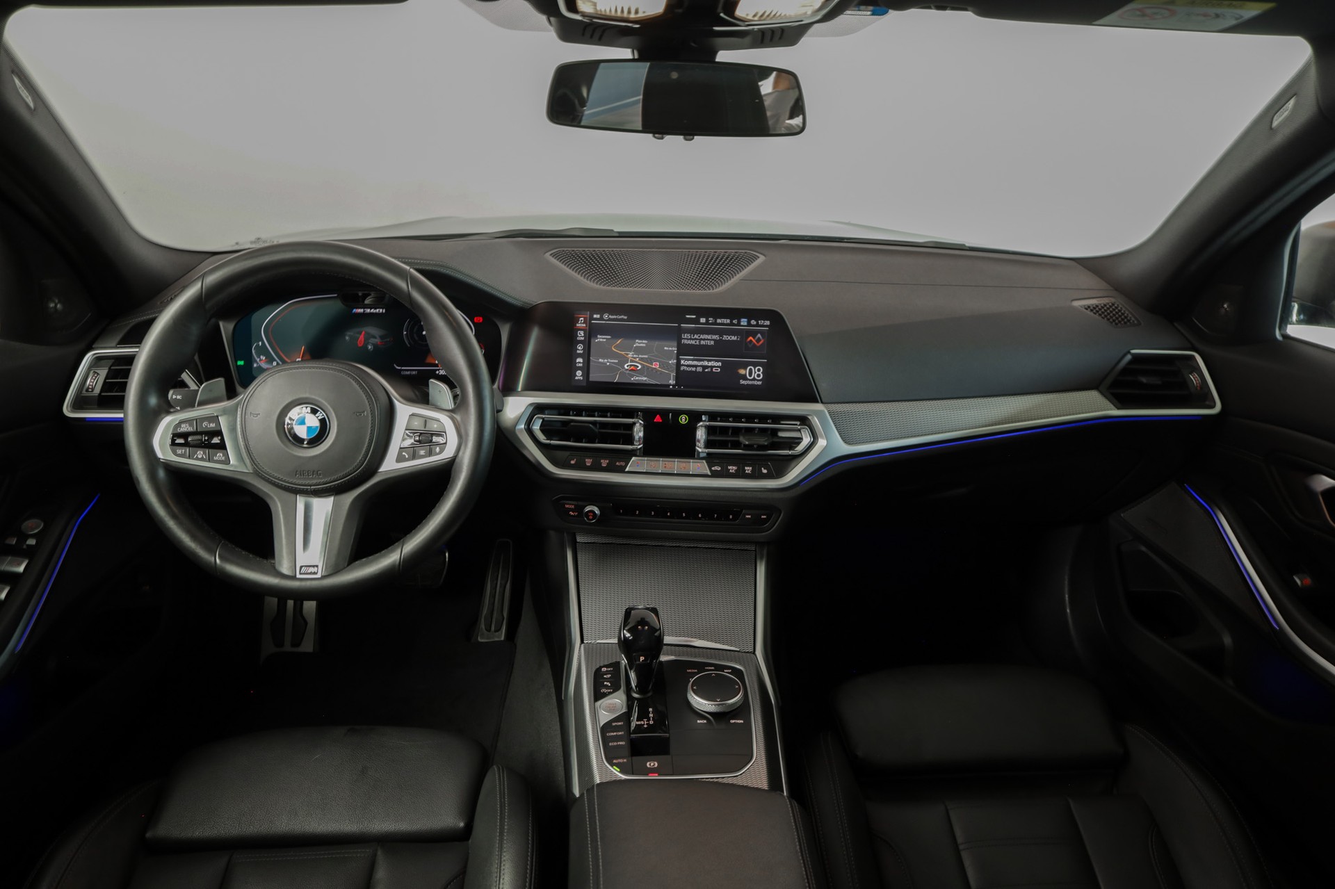 BMW M340i xDriveTouring Steptronic M Sport-image-12