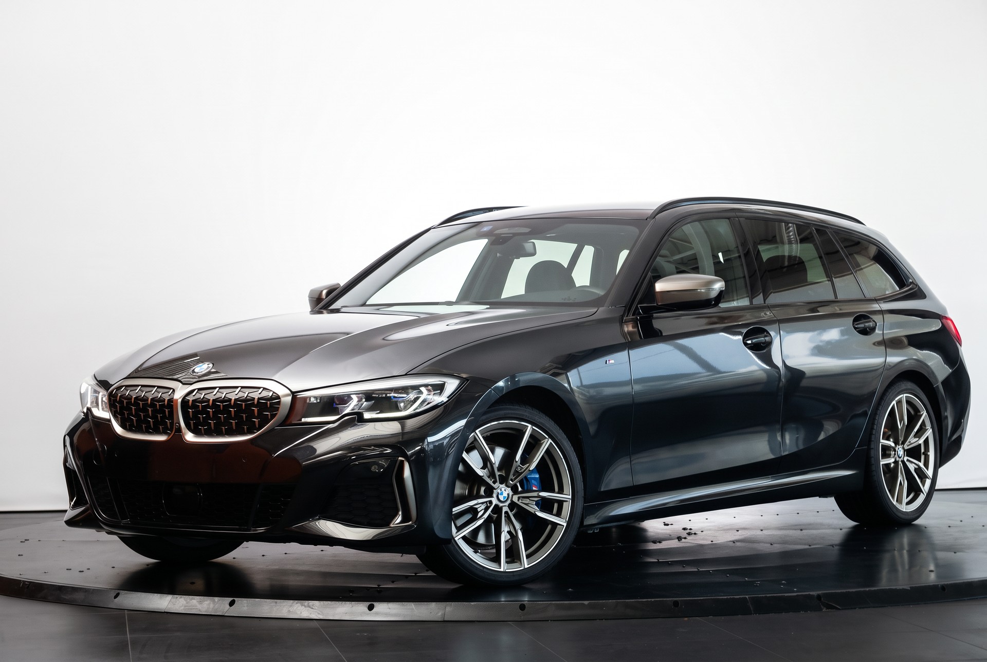 BMW M340i xDriveTouring Steptronic M Sport-image-5