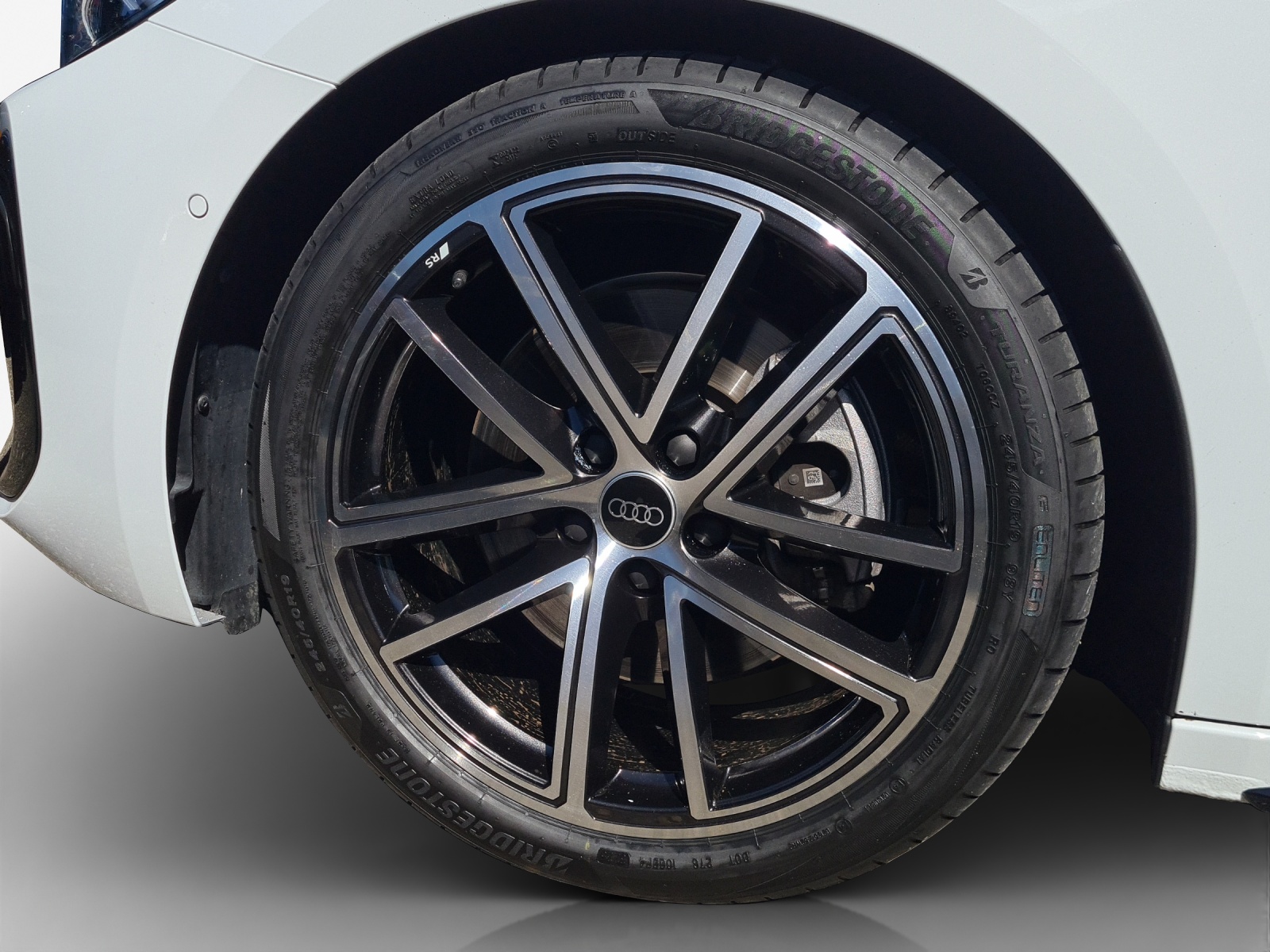 AUDI A5 Avant TDI quattro 150 kW S tronic-image-14