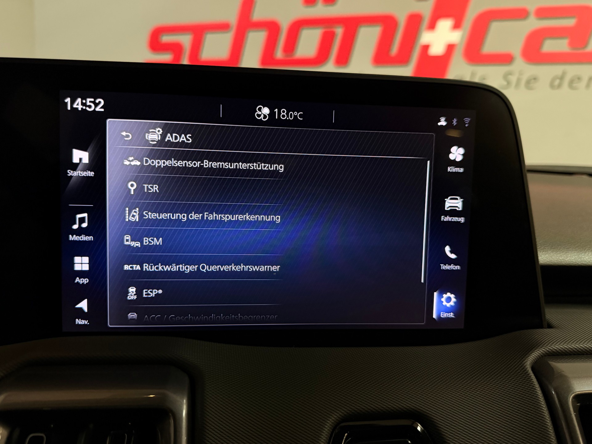 TOYOTA Urban Cruiser 61 kWh Trend-image-25
