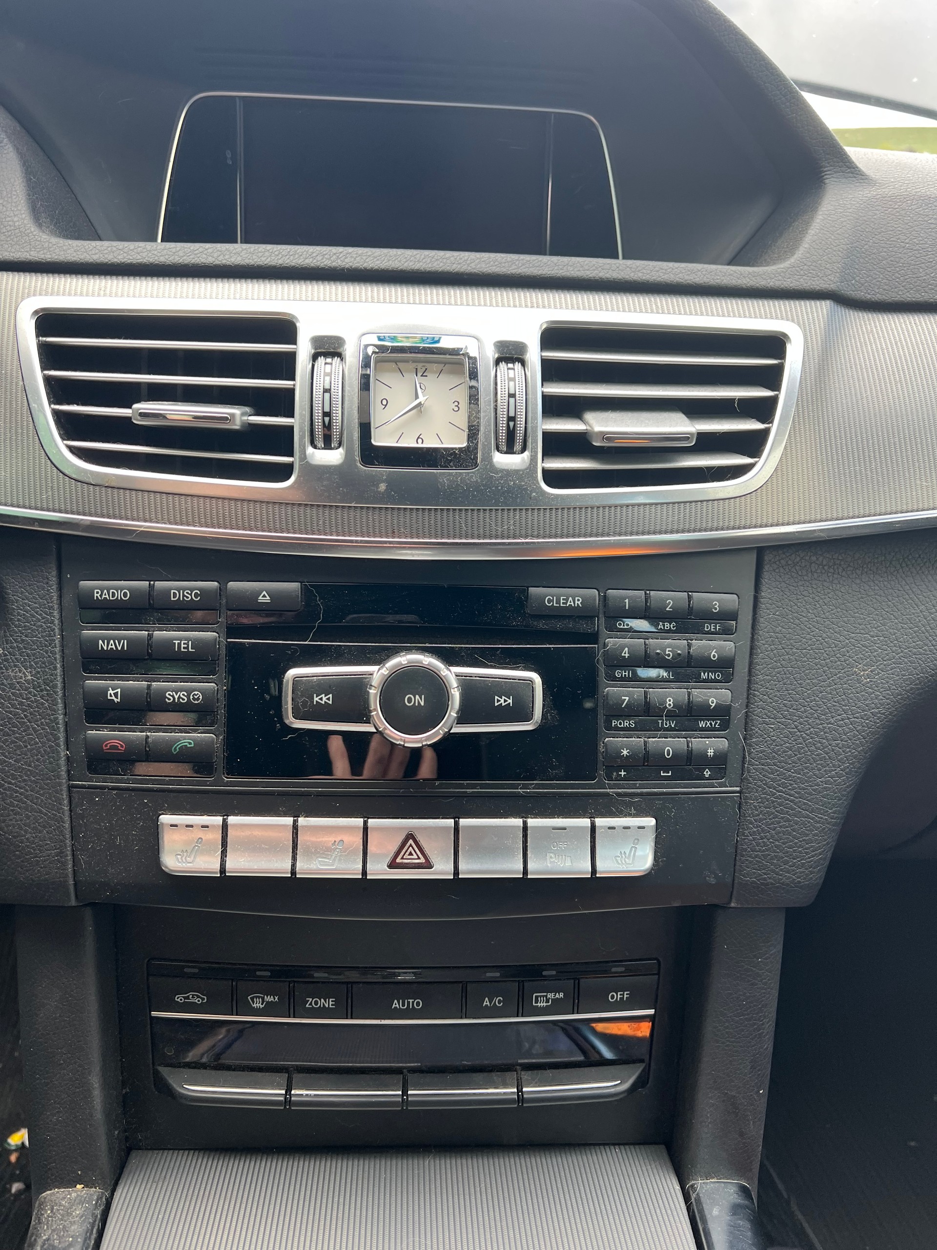 MERCEDES-BENZ E 300 BlueTEC Hybrid Elégance 7G-Tronic-image-7