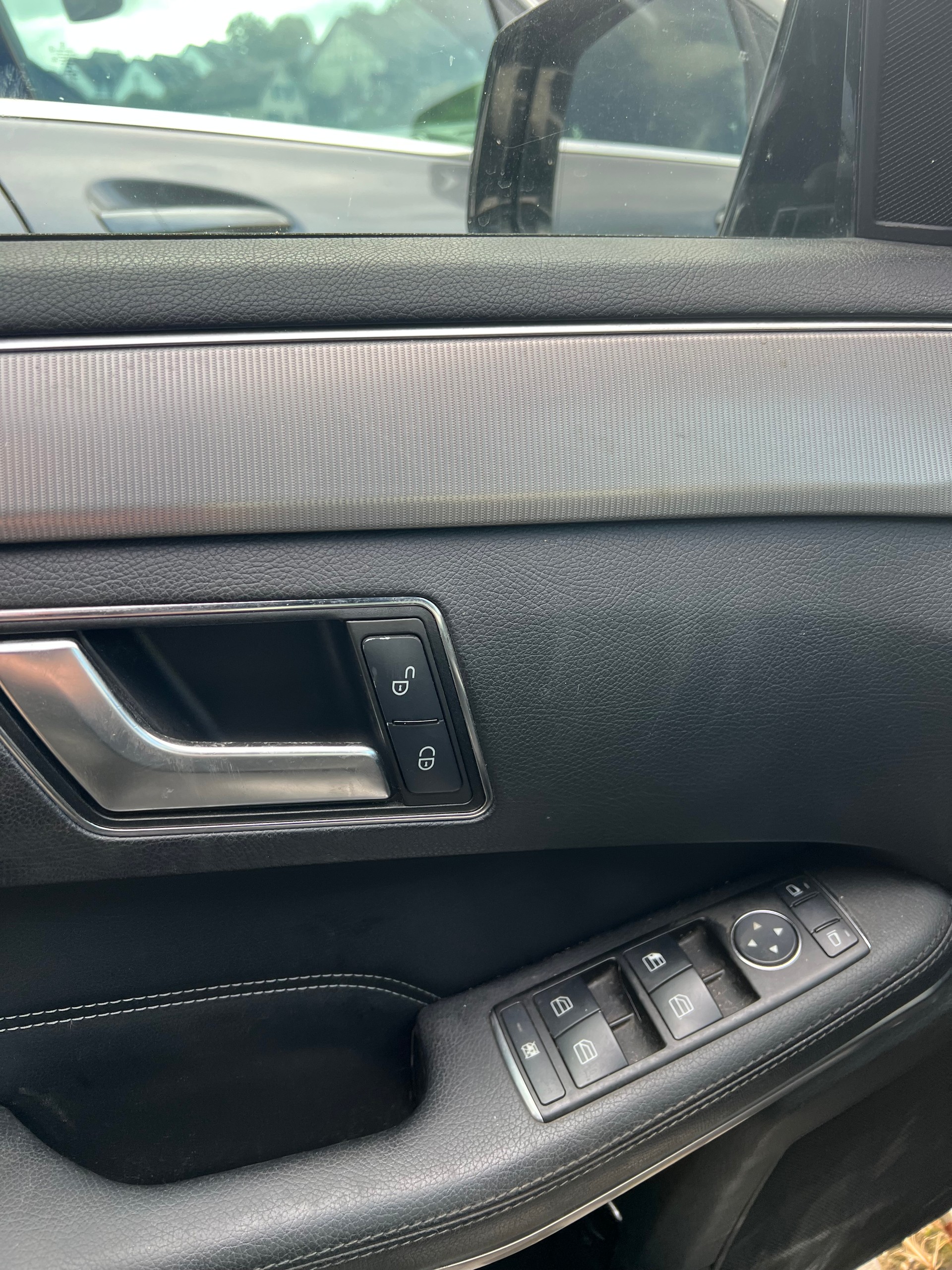 MERCEDES-BENZ E 300 BlueTEC Hybrid Elégance 7G-Tronic-image-9