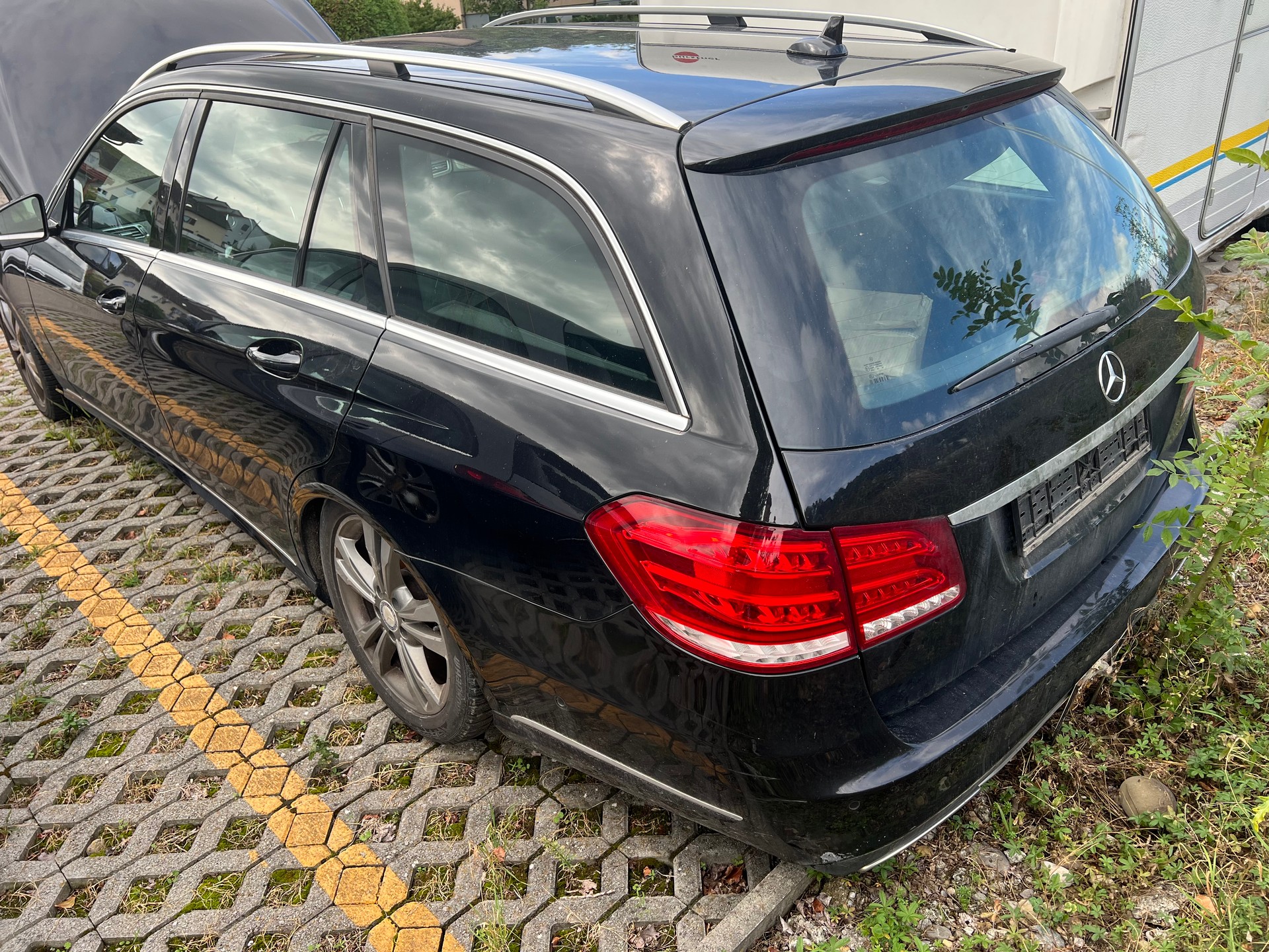 MERCEDES-BENZ E 300 BlueTEC Hybrid Elégance 7G-Tronic-image-3