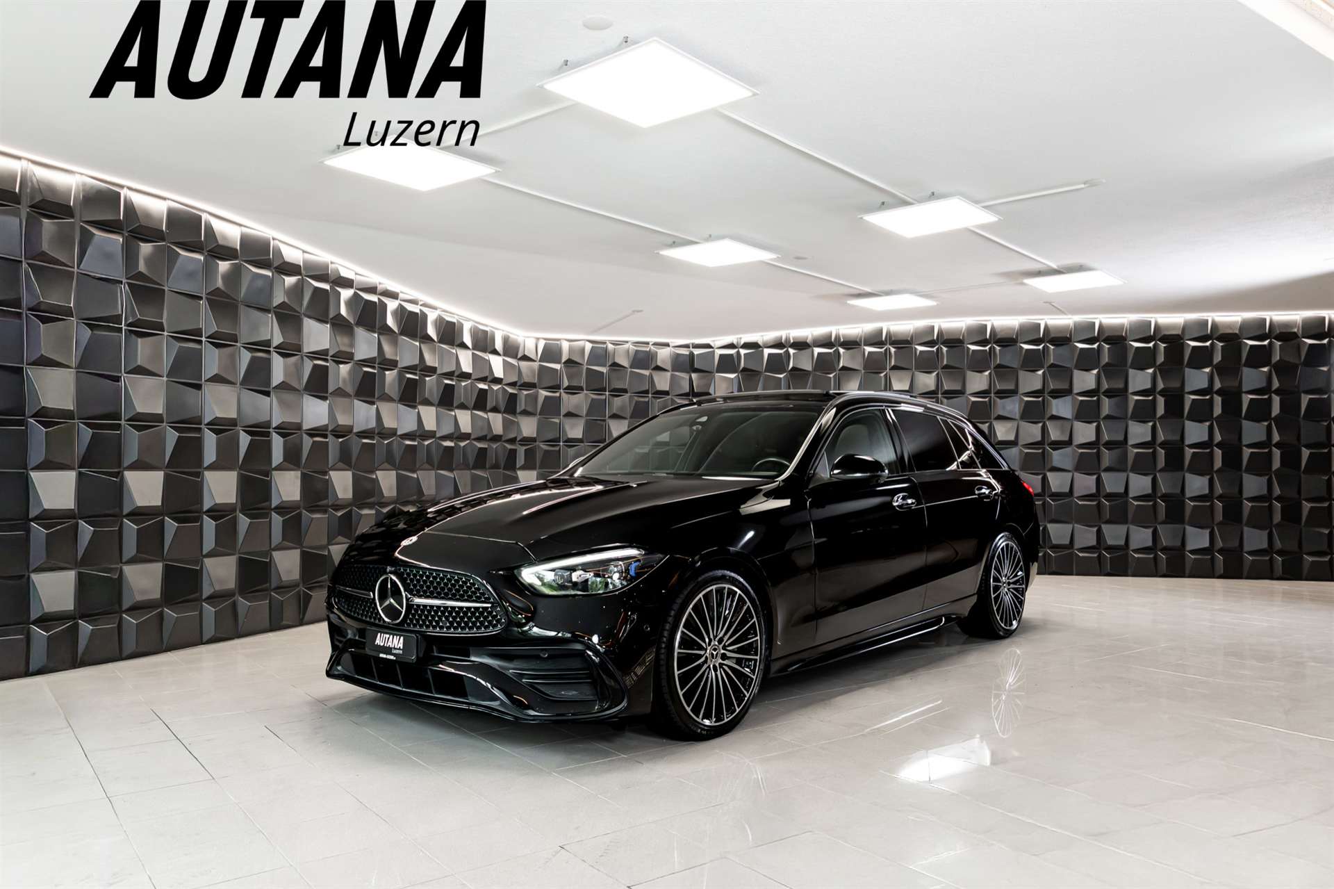 MERCEDES-BENZ C 220 d T 4Matic AMG Line-image-0