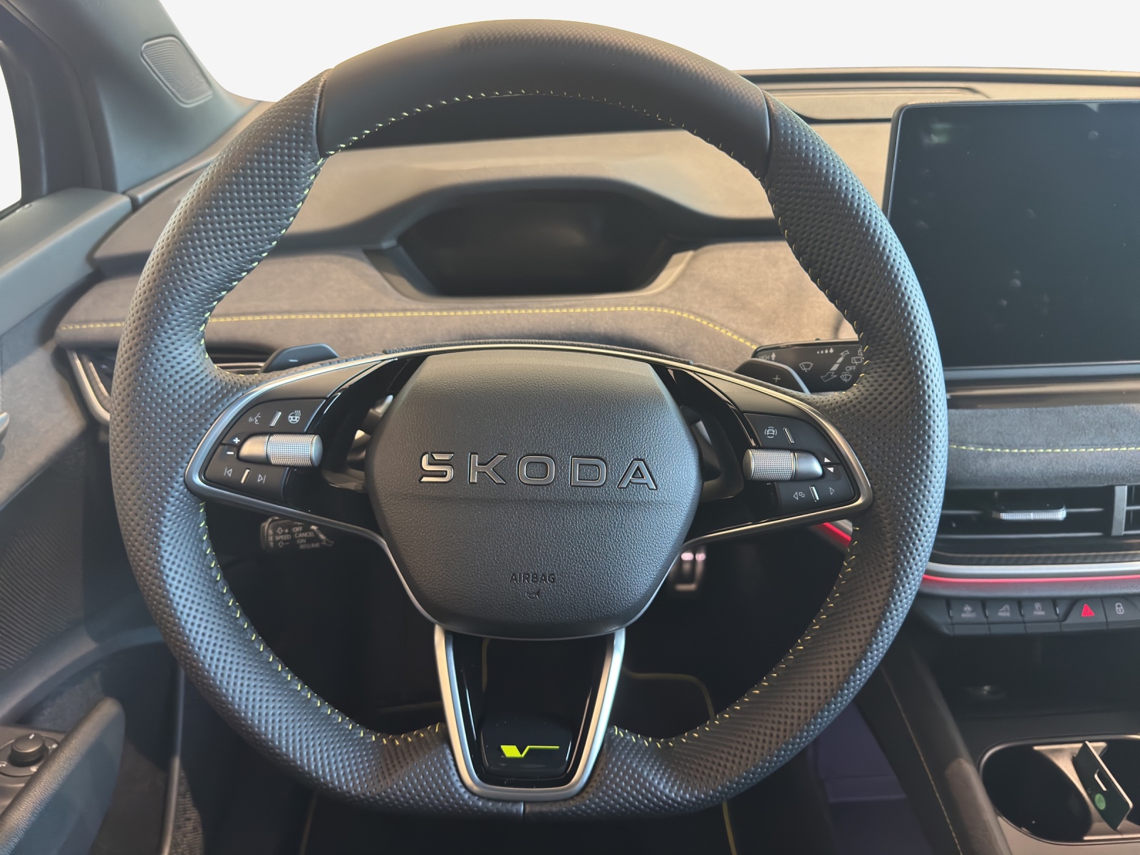 SKODA Elroq RS 4x4-image-9