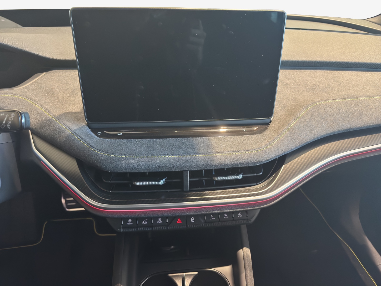 SKODA Elroq RS 4x4-image-10