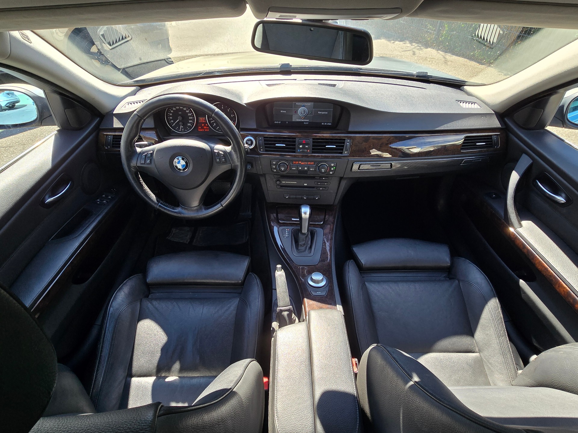BMW 325xi Touring more4you-image-8