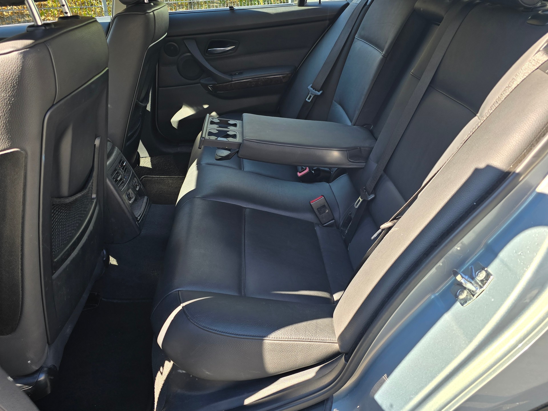 BMW 325xi Touring more4you-image-11