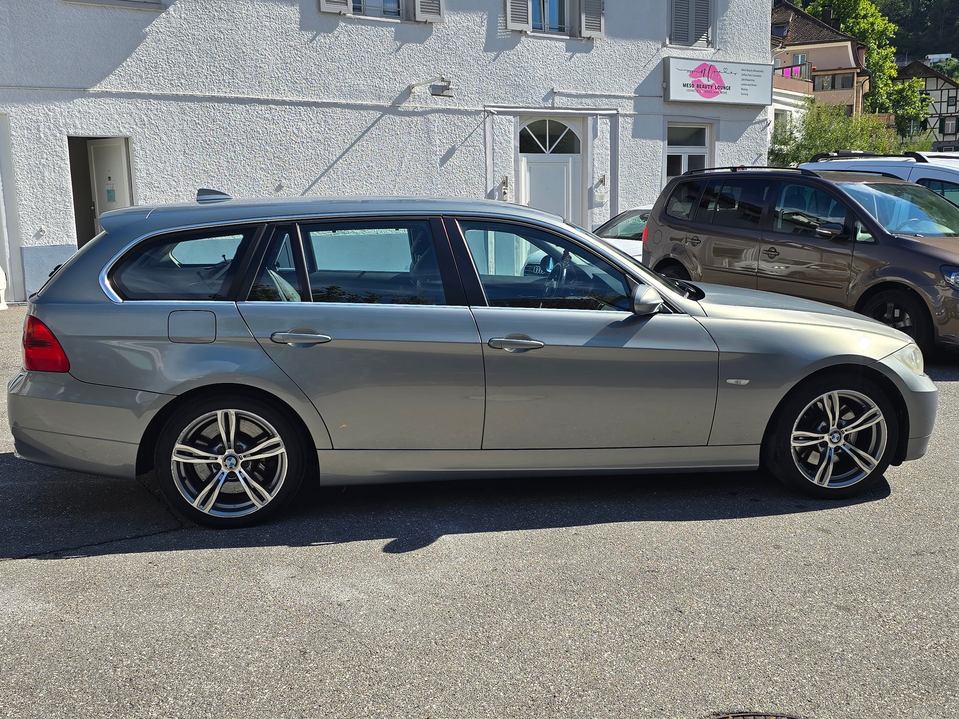BMW 325xi Touring more4you-image-3