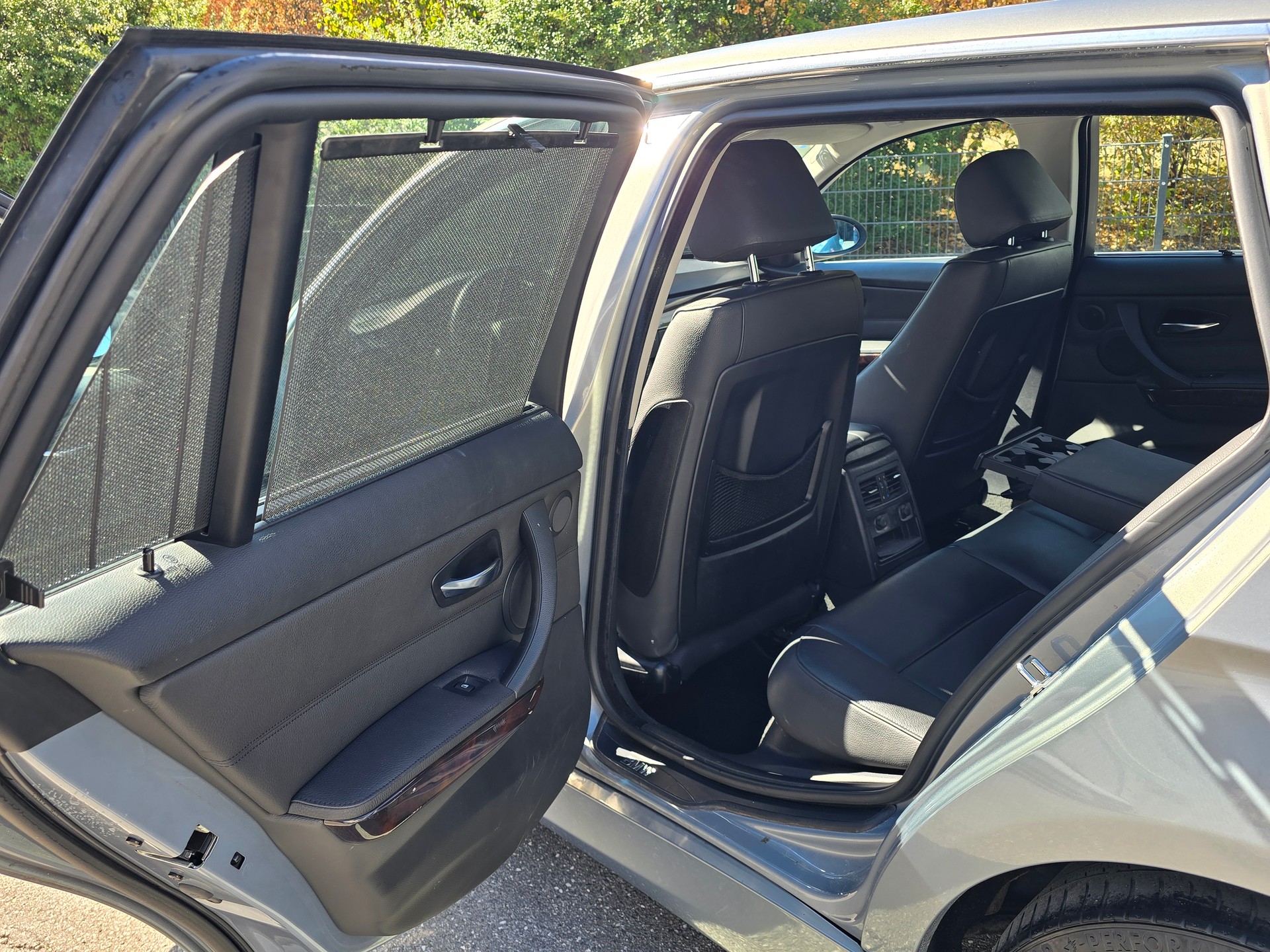 BMW 325xi Touring more4you-image-10