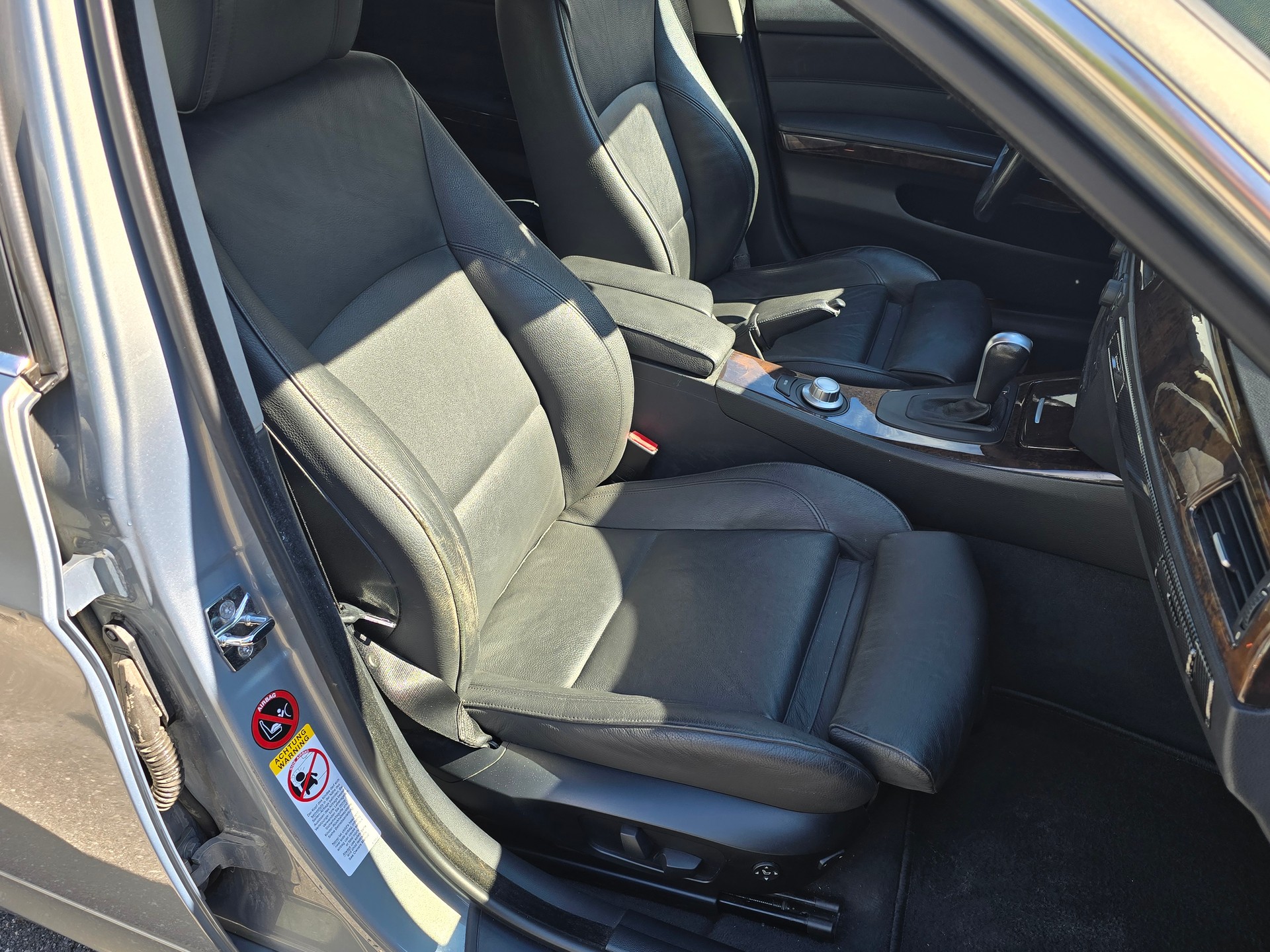 BMW 325xi Touring more4you-image-12