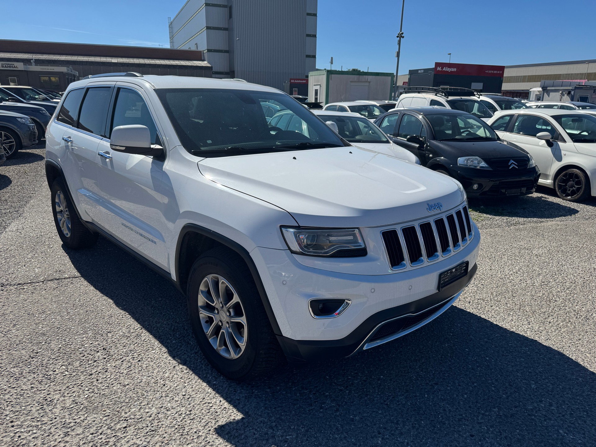 JEEP Grand Cherokee 3.0 CRD Limited Automatic-image-2