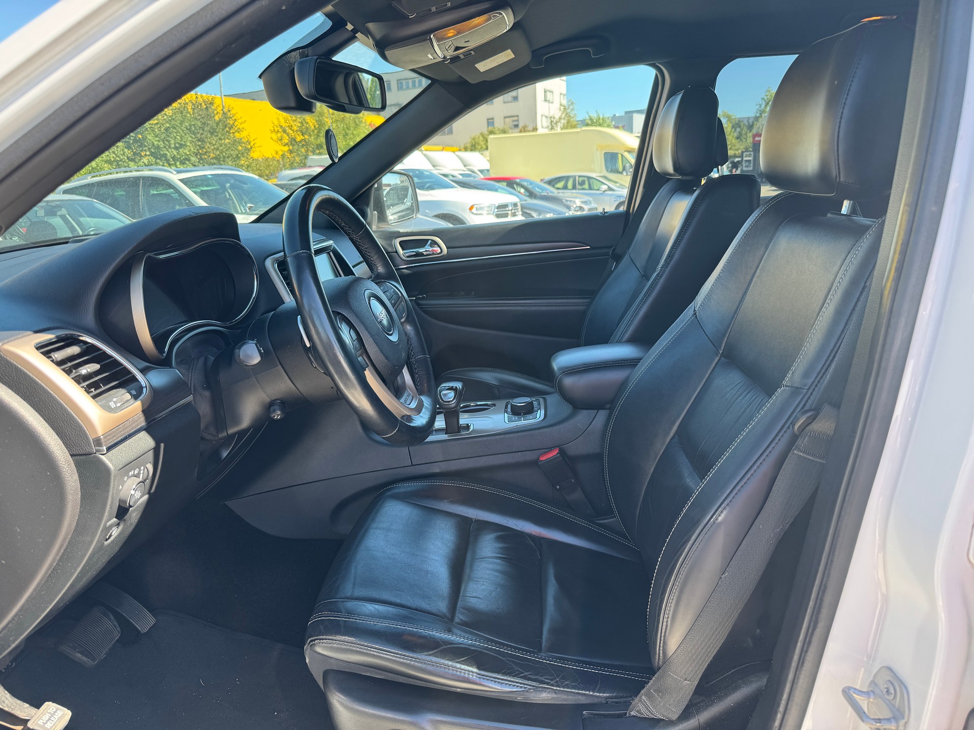 JEEP Grand Cherokee 3.0 CRD Limited Automatic-image-8