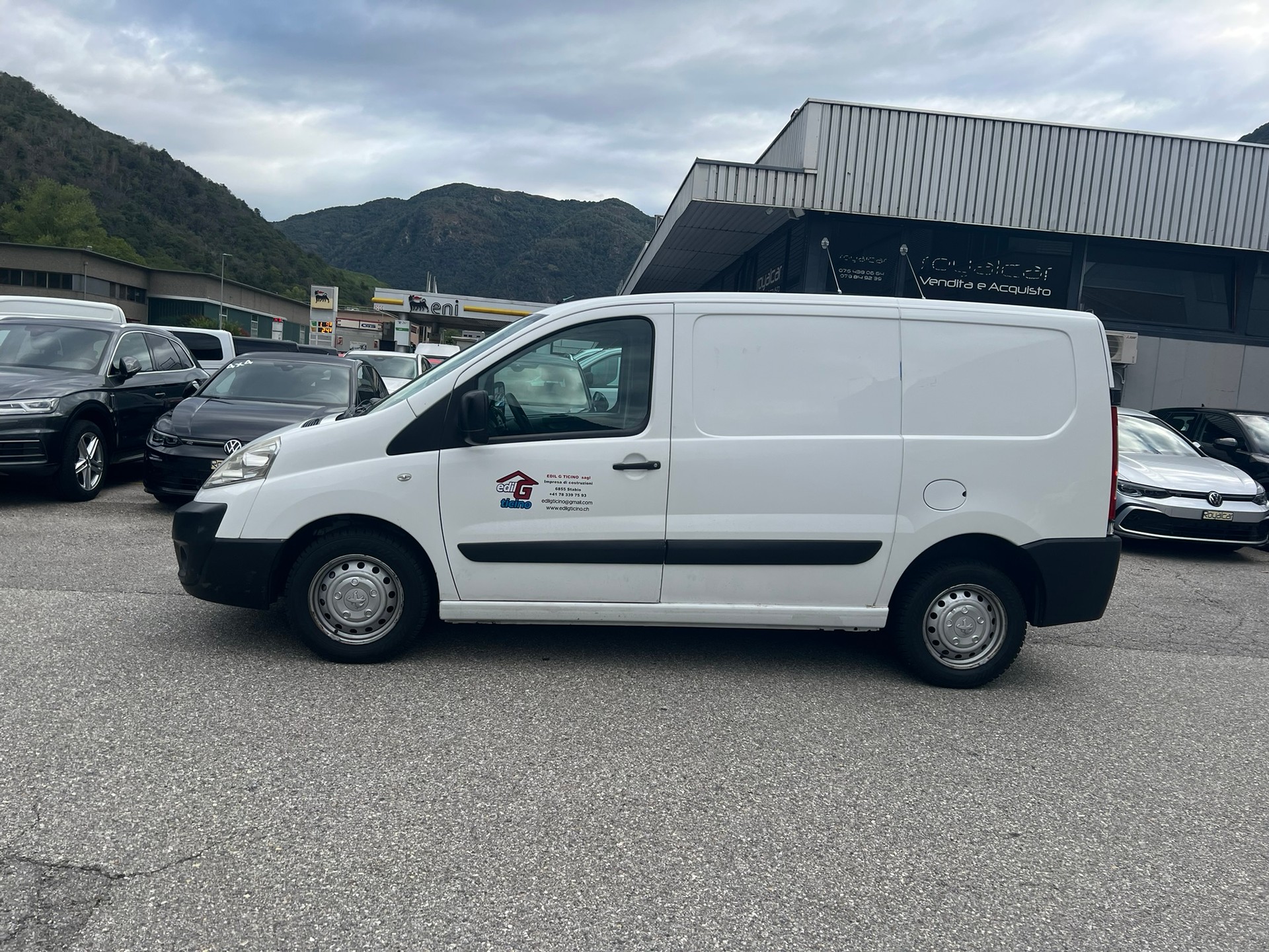 PEUGEOT Expert 2.0 HDi 229 L1H1-image-0