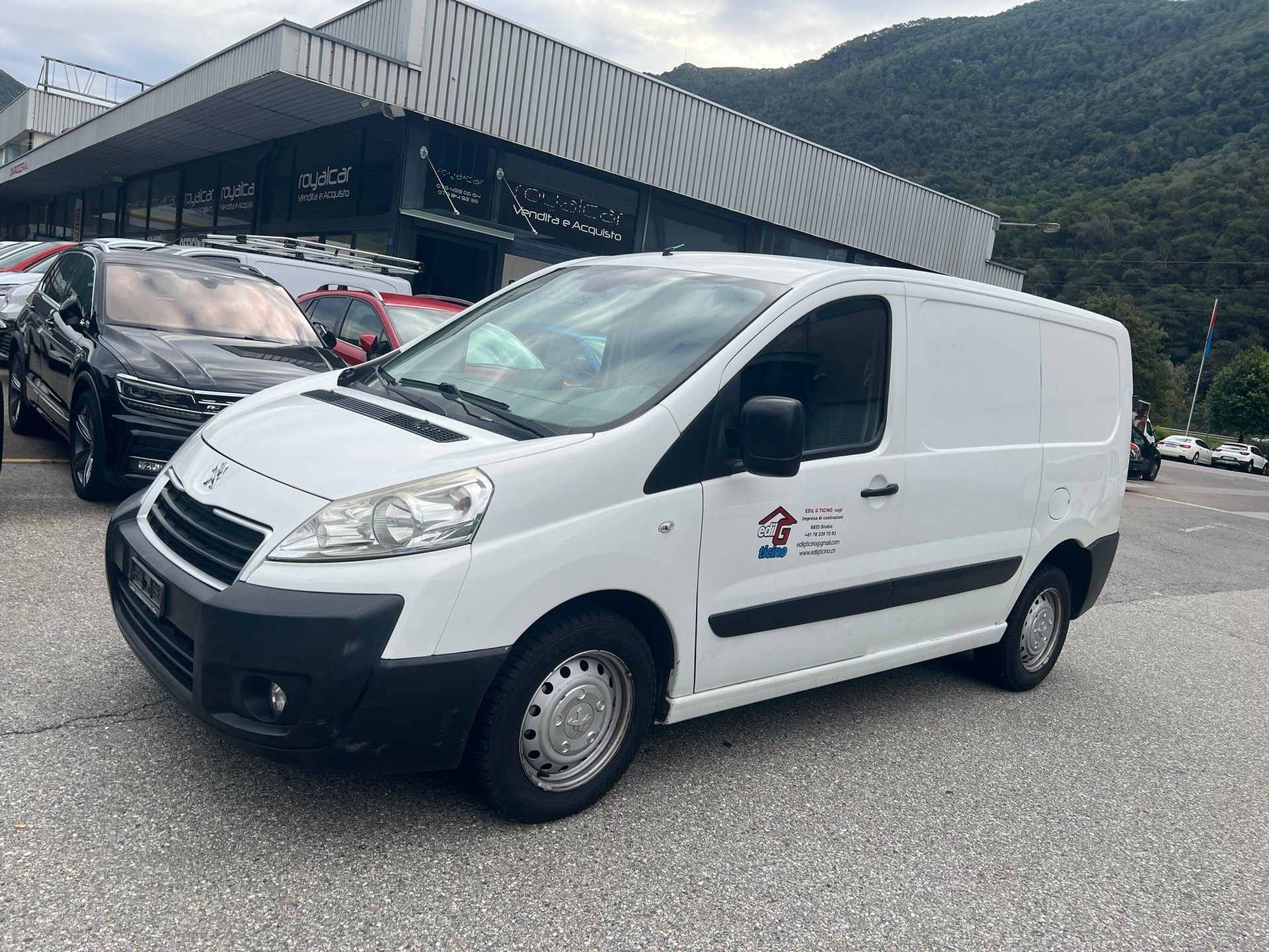 PEUGEOT Expert 2.0 HDi 229 L1H1-image-1