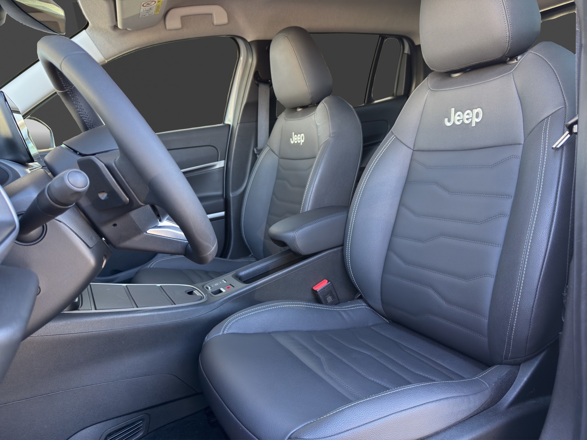 JEEP Avenger 1.2 Turbo MHEV Summit-image-16