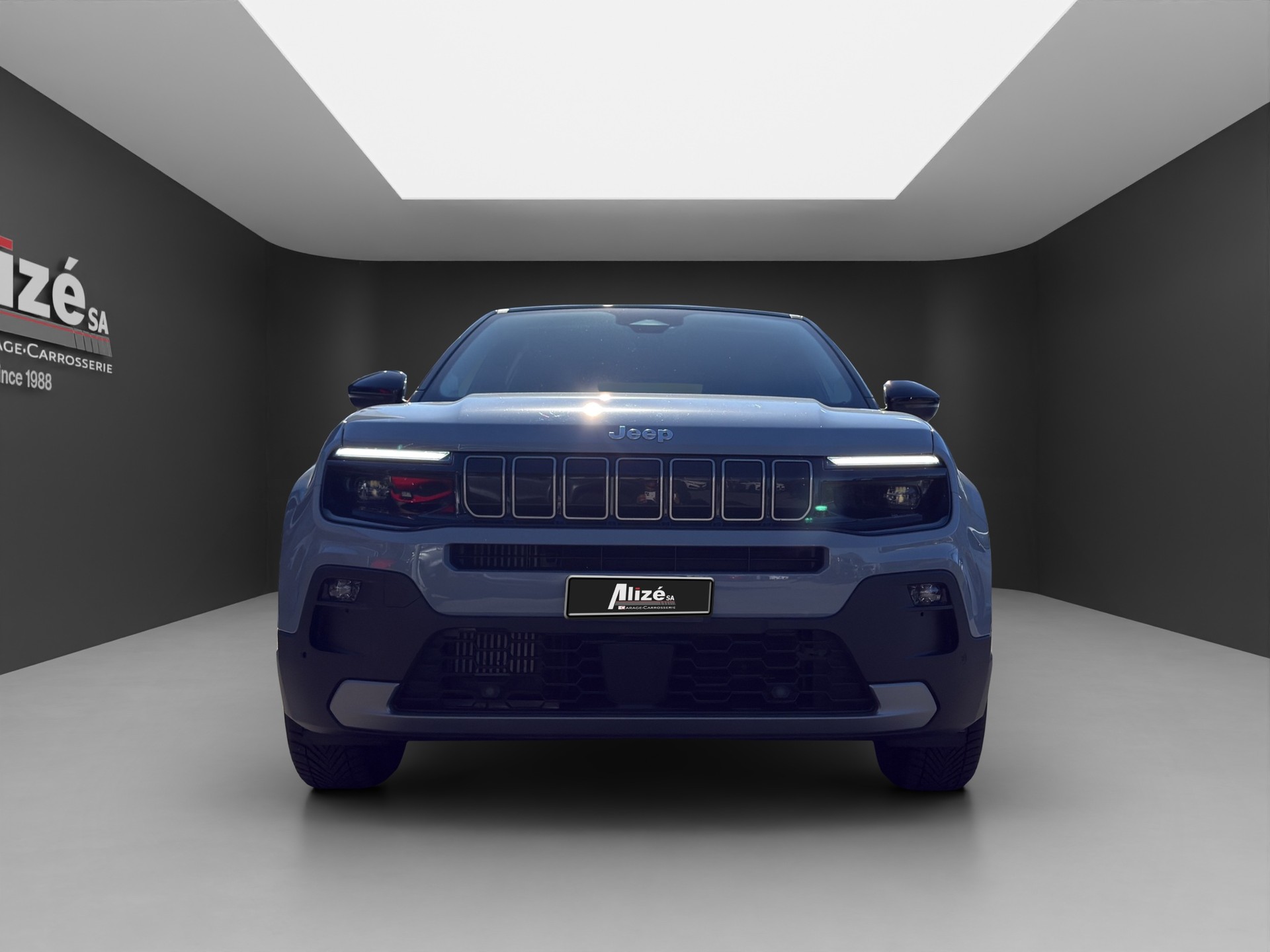 JEEP Avenger 1.2 Turbo MHEV Summit-image-1
