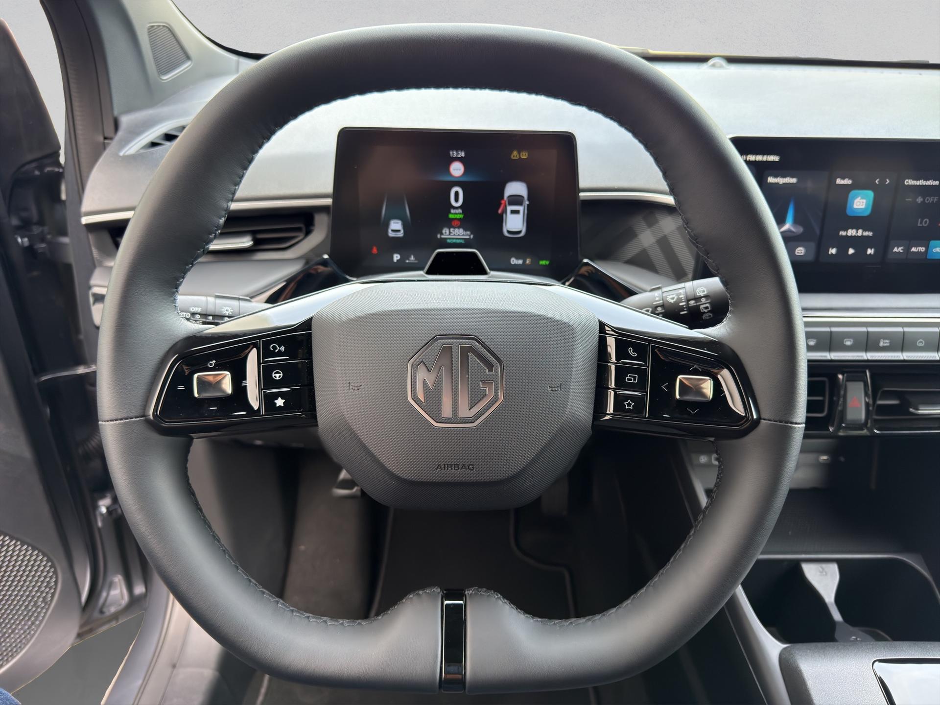 MG 3 1.5 Hybrid Luxury Aut.-image-8
