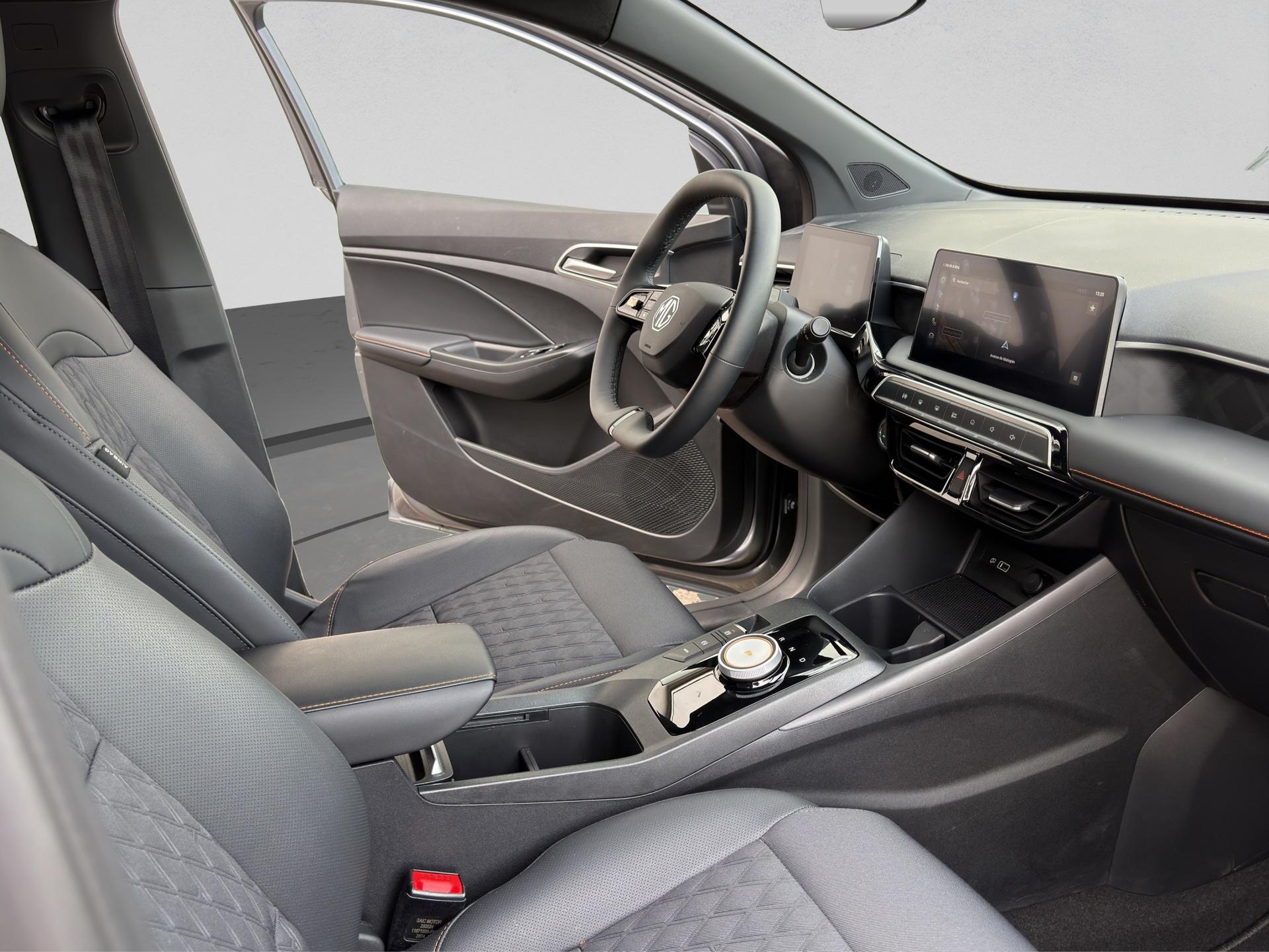 MG 3 1.5 Hybrid Luxury Aut.-image-13