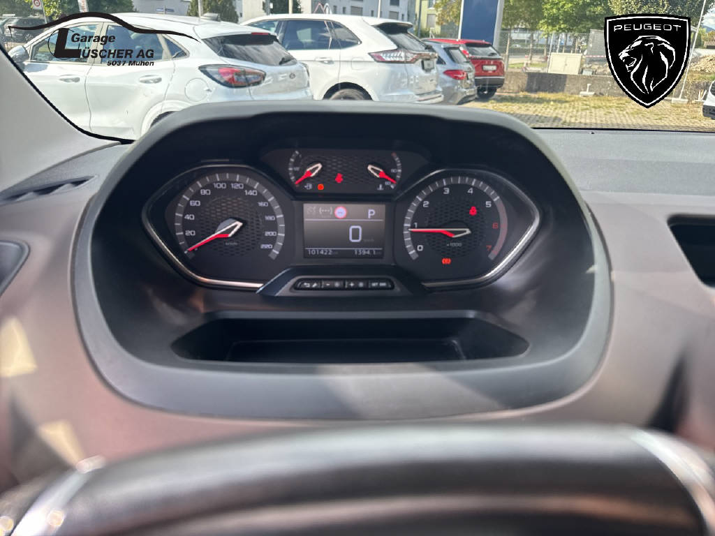 PEUGEOT Rifter 1.2 PureTech 130 GT-image-13