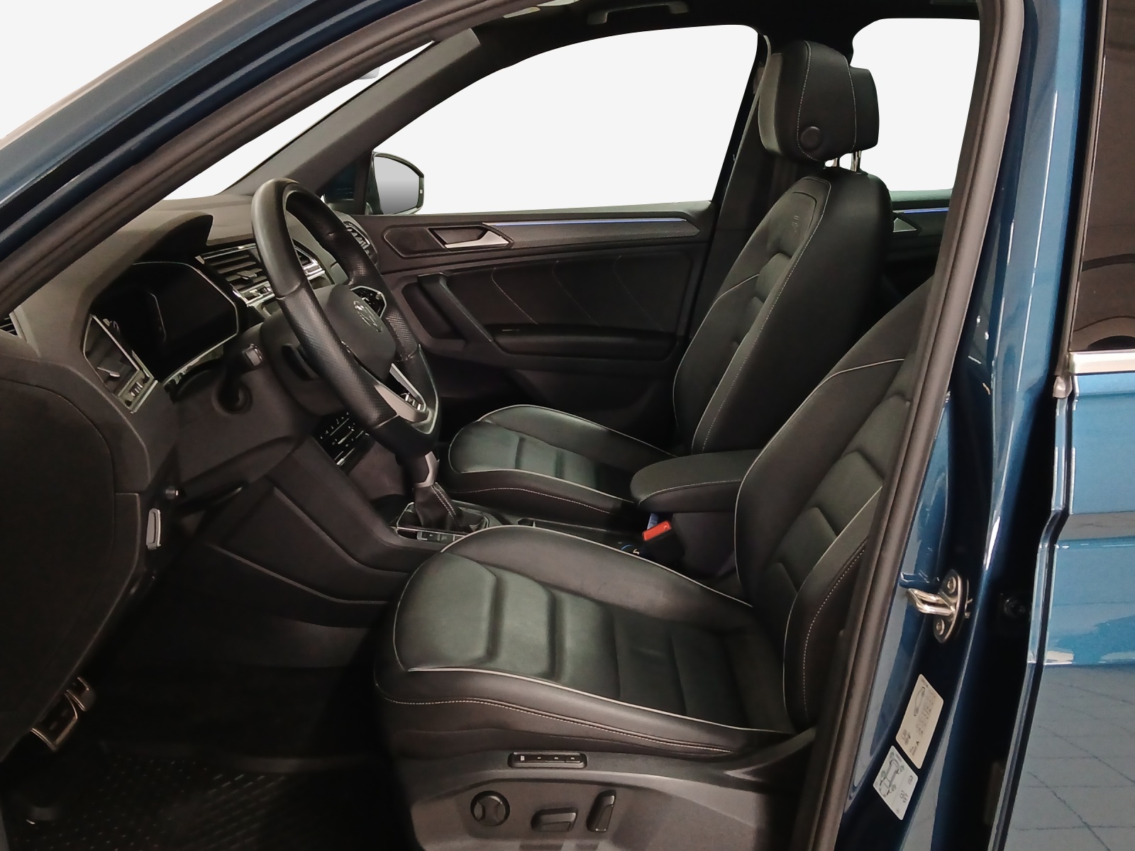 VW Tiguan 1.4TSI PHEV Selection DSG-image-7
