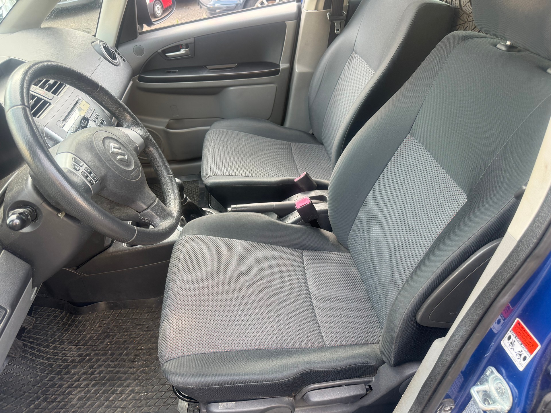 SUZUKI SX4 1.6 16V GL Top 4WD-image-8